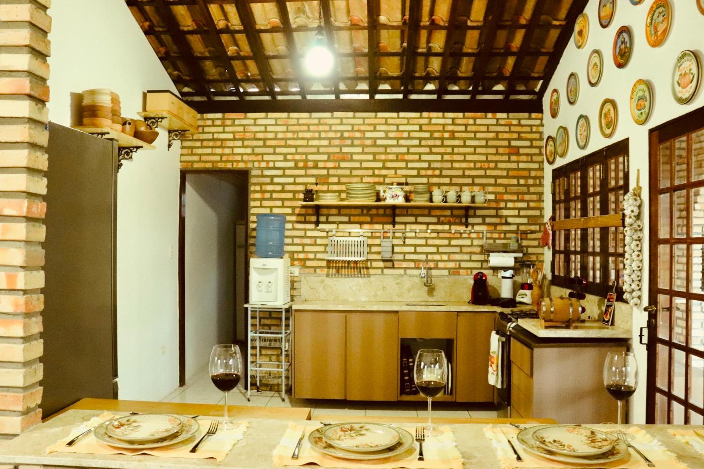Casa com piscina, privativa, diarista, em condomínio, Bonito-Pe