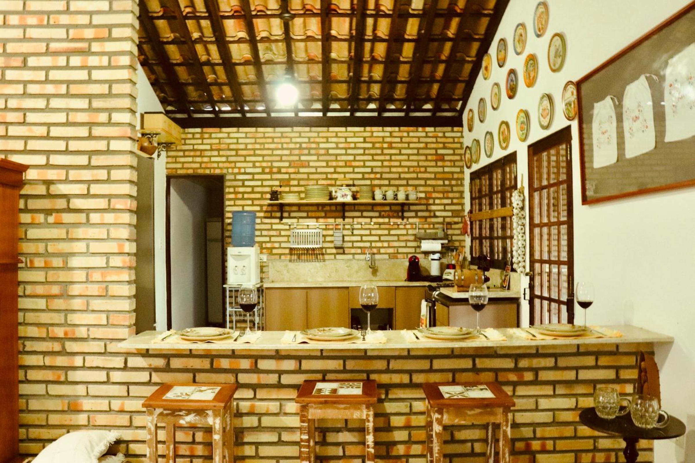 Casa com piscina, privativa, diarista, em condomínio, Bonito-Pe