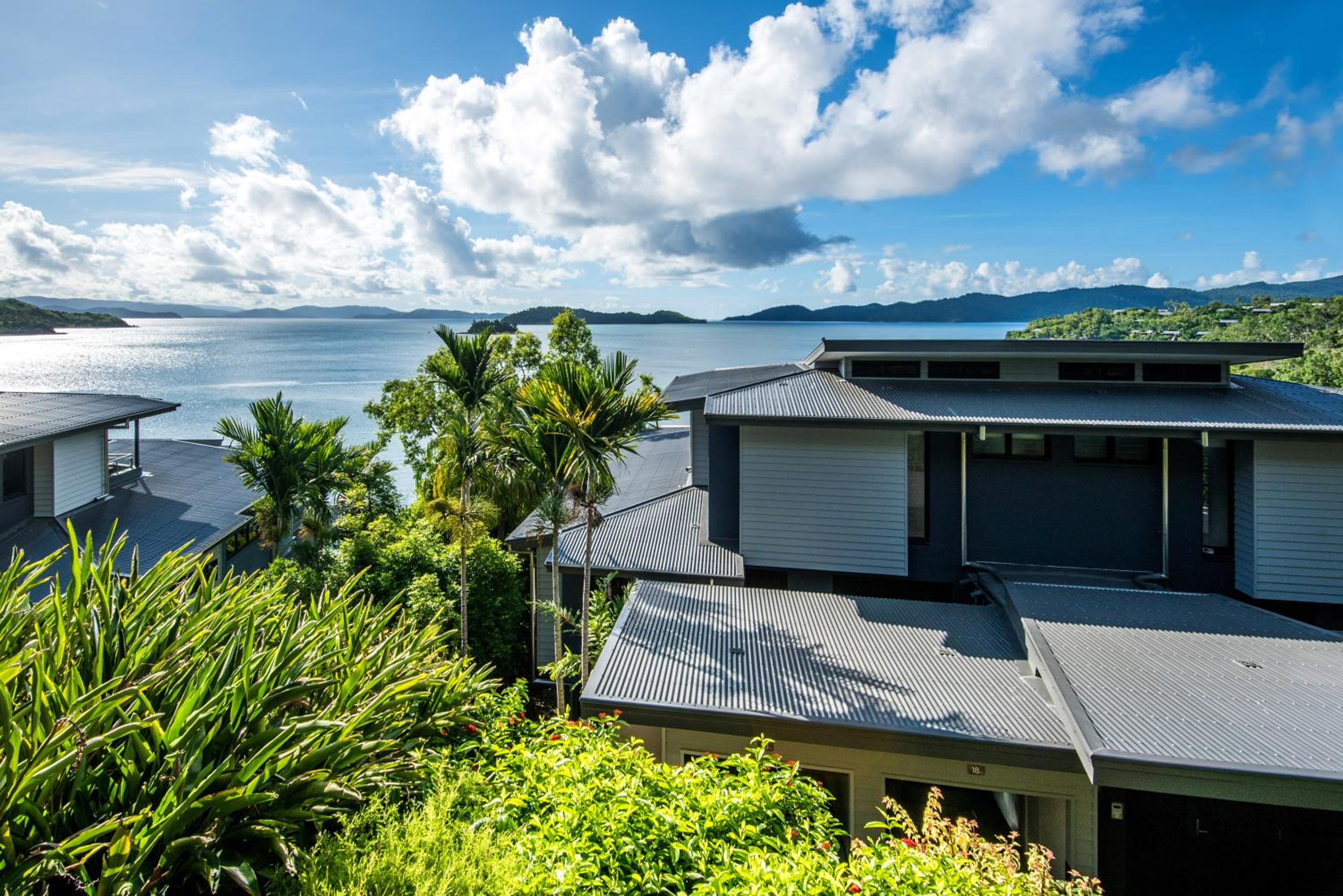 Edge Apartments on Hamilton Island by HIHA
