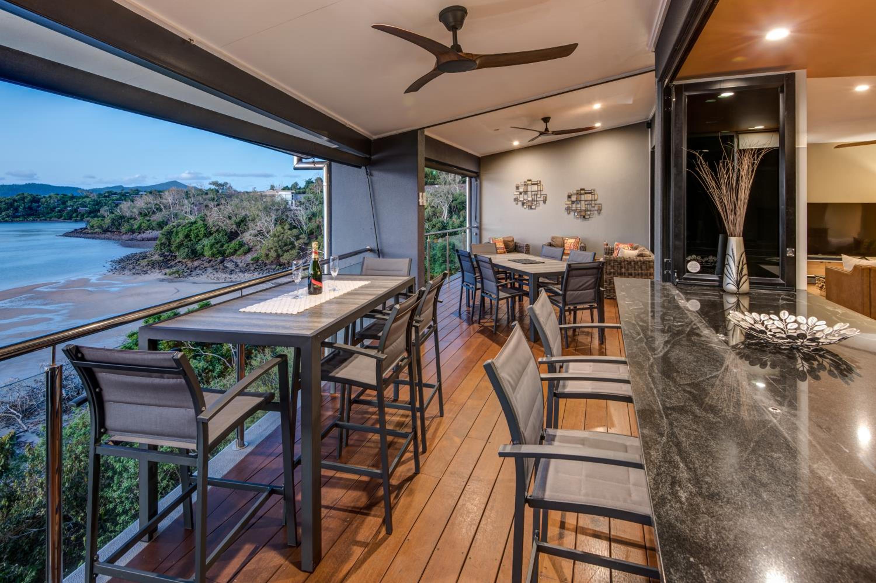 Edge Apartments on Hamilton Island by HIHA