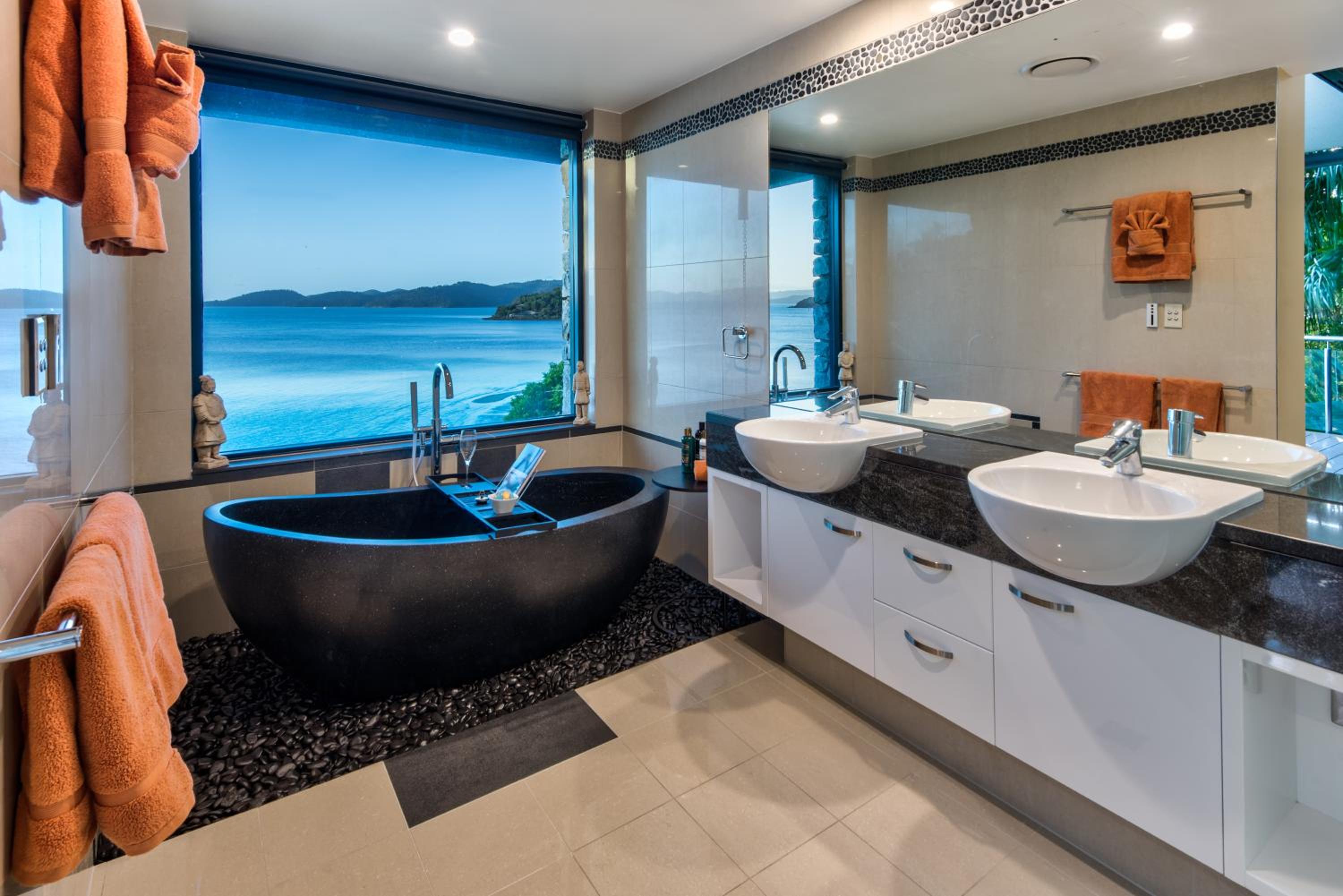 Edge Apartments on Hamilton Island by HIHA
