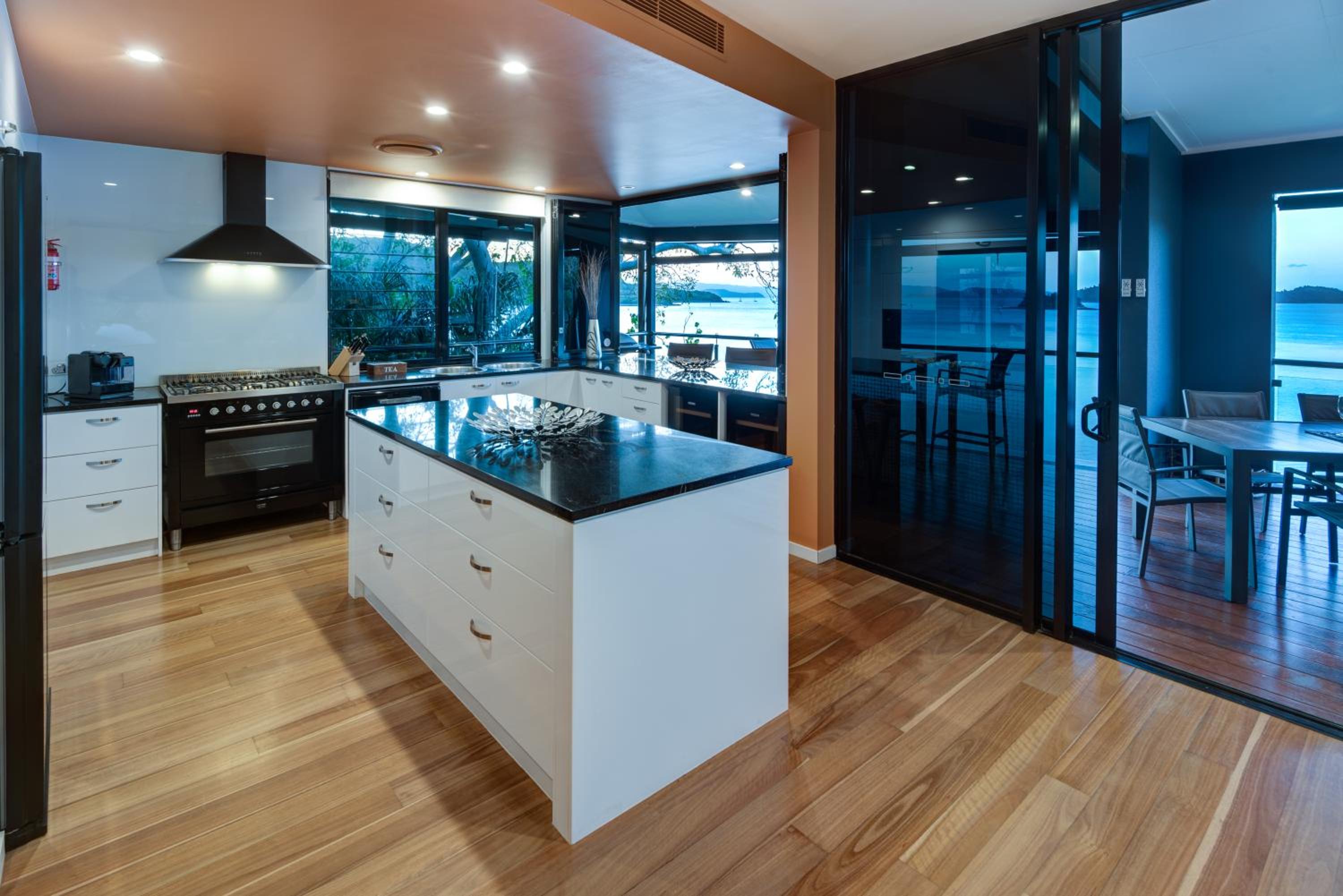 Edge Apartments on Hamilton Island by HIHA