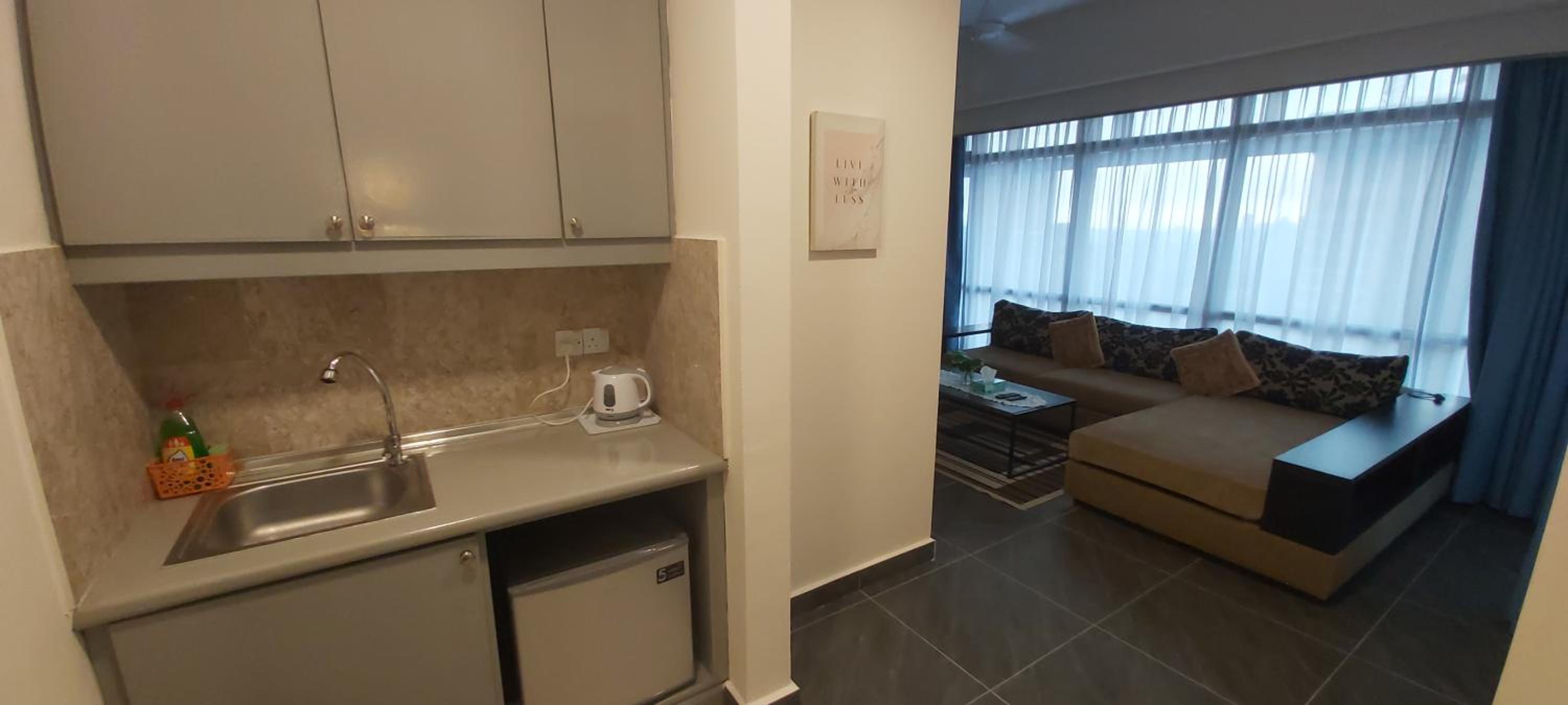 Rihanna service suite at times square