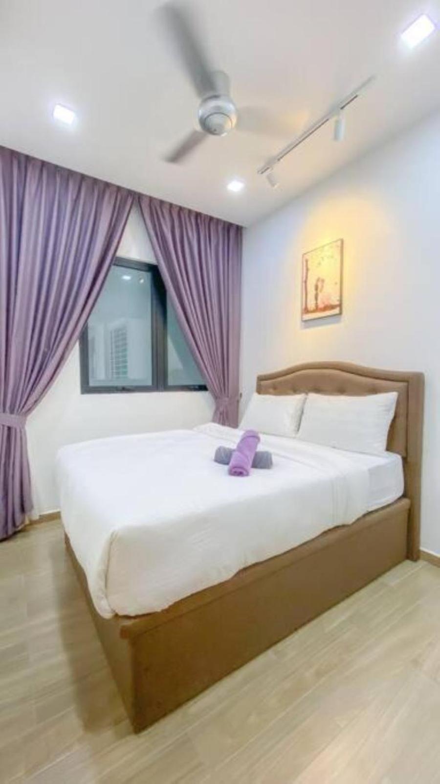 Premio Southkey 3BR Suite WiFi YT Netflix SeaView