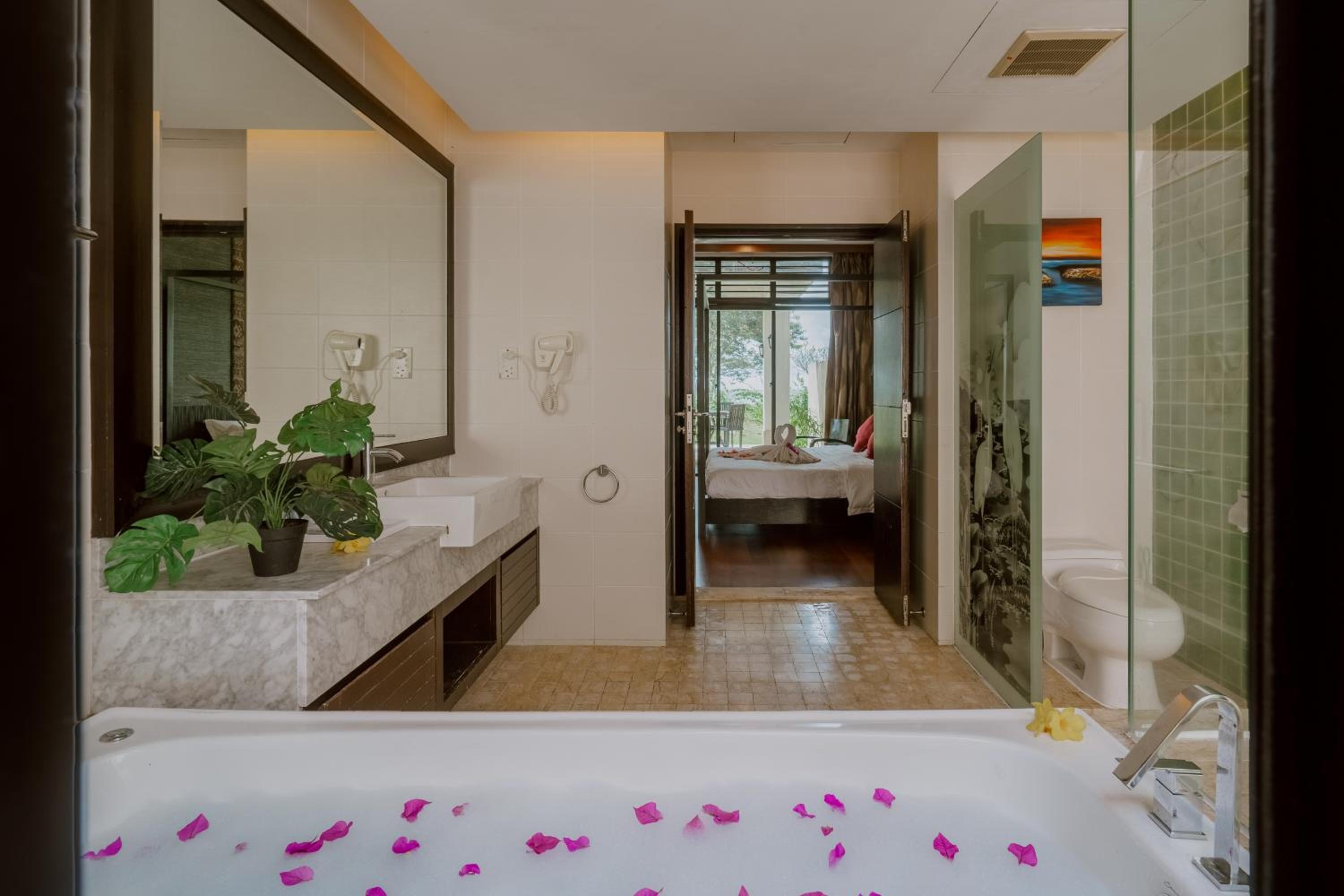 Borneo Beach Villa & Suite