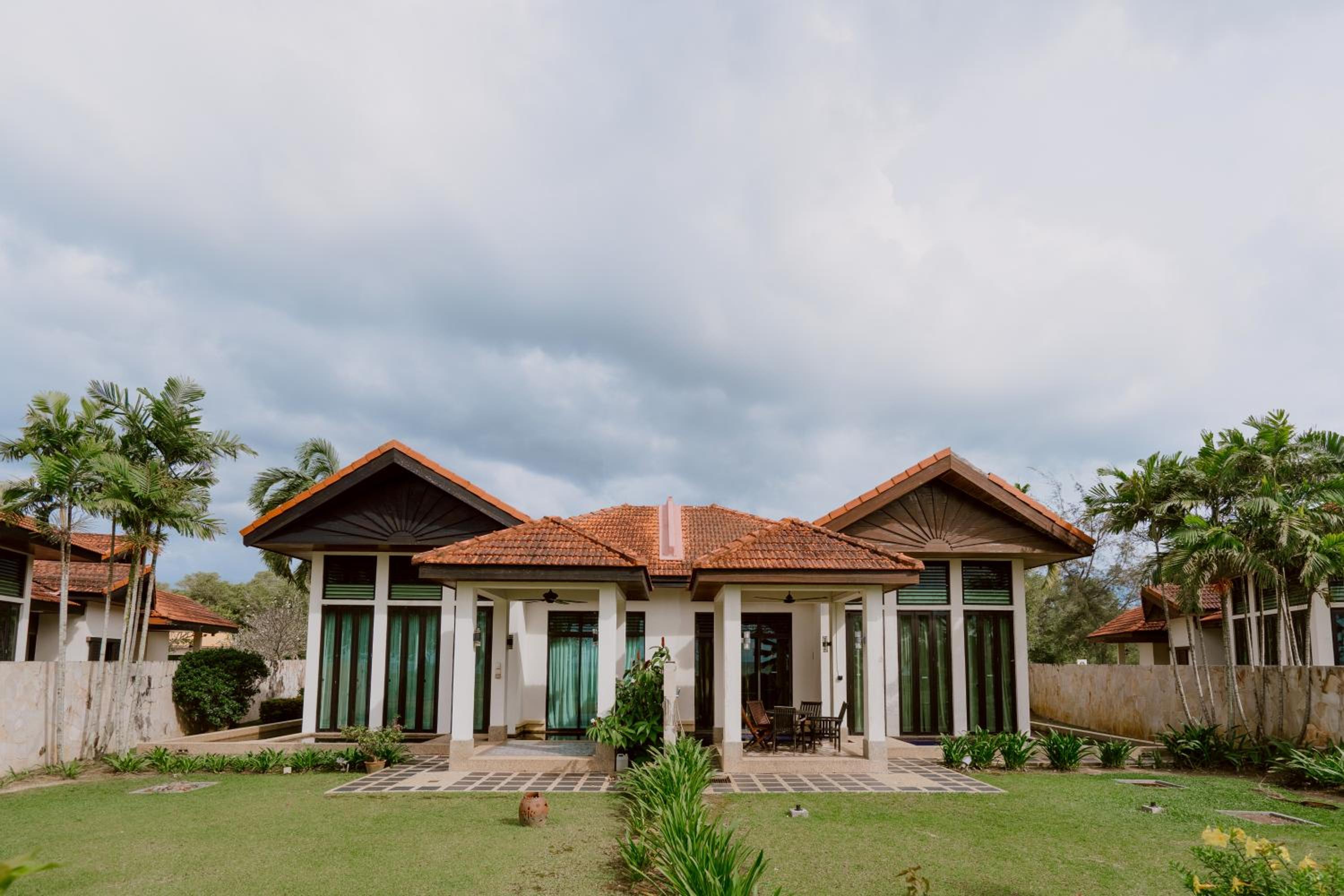 Borneo Beach Villa & Suite