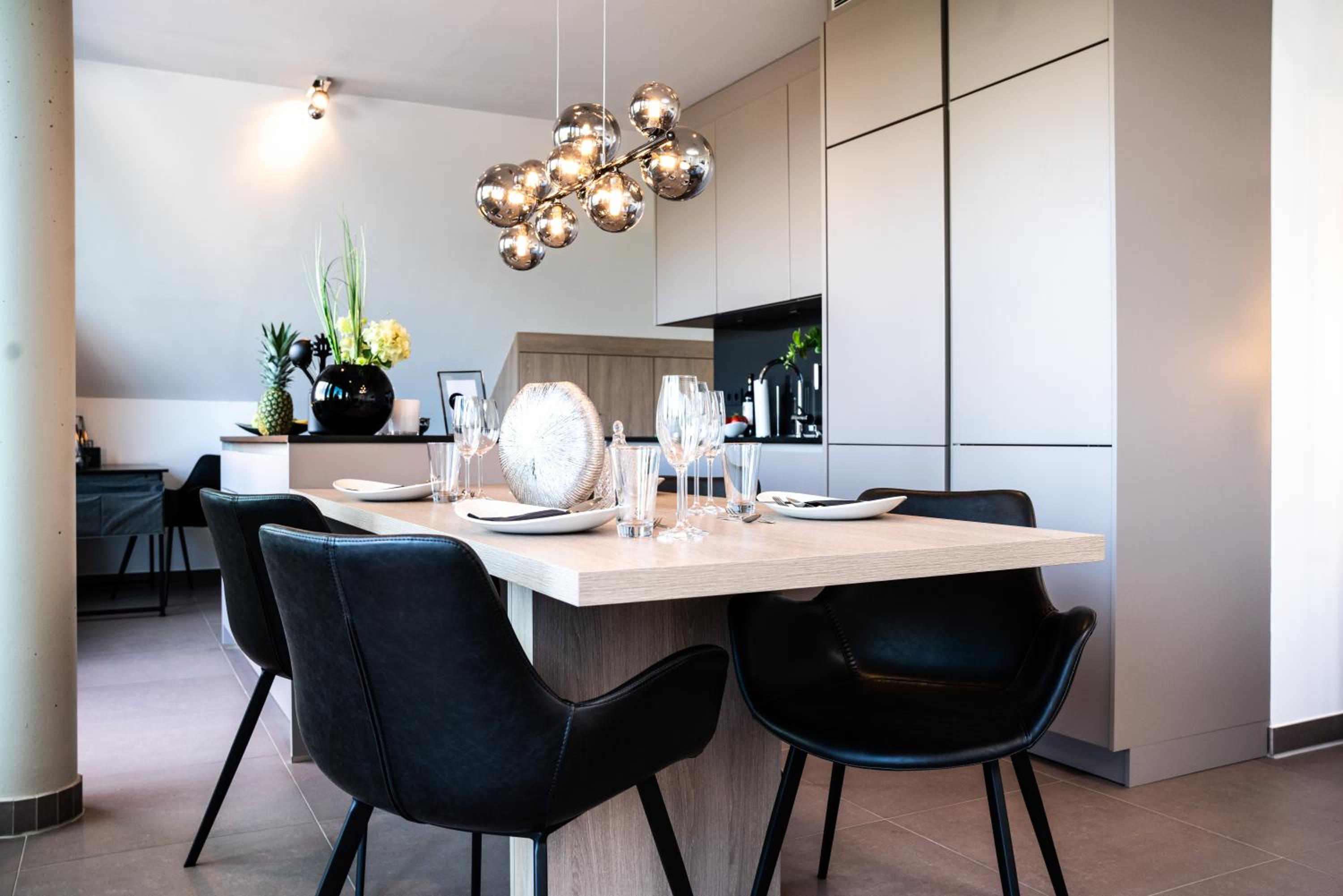 Max Lodging Serviced Apartments