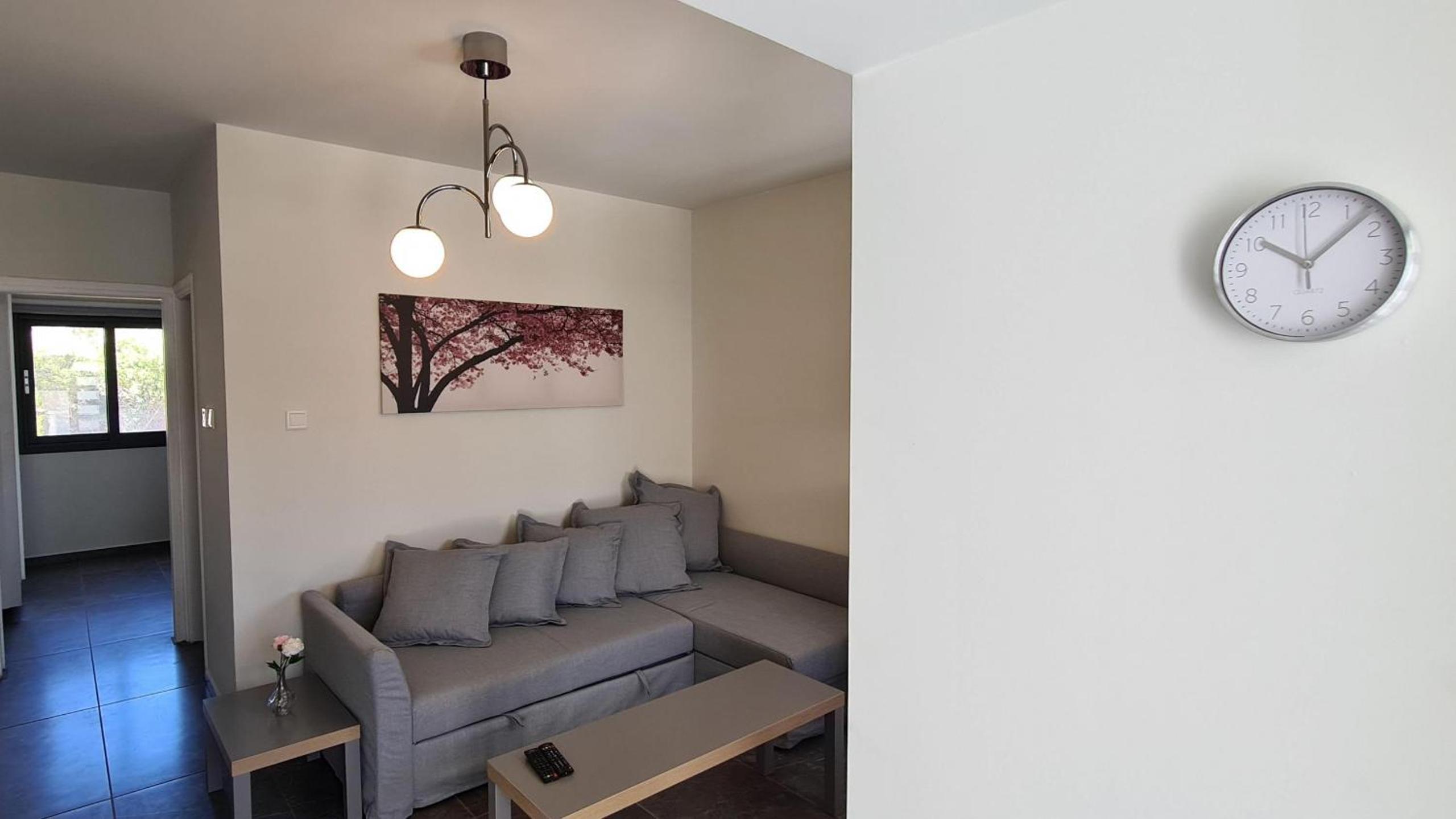 STAY Nissi Twins Apts