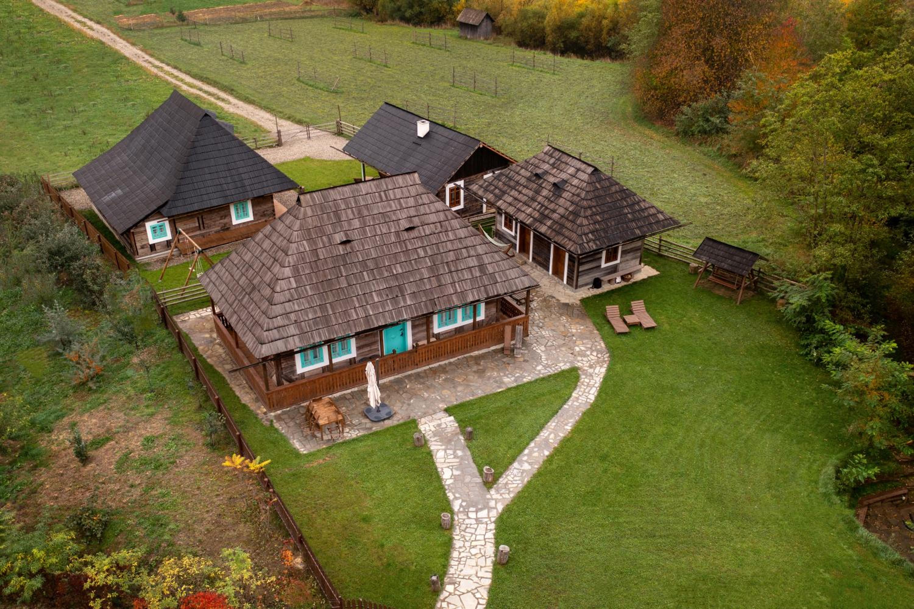 Hygge Hut view 3