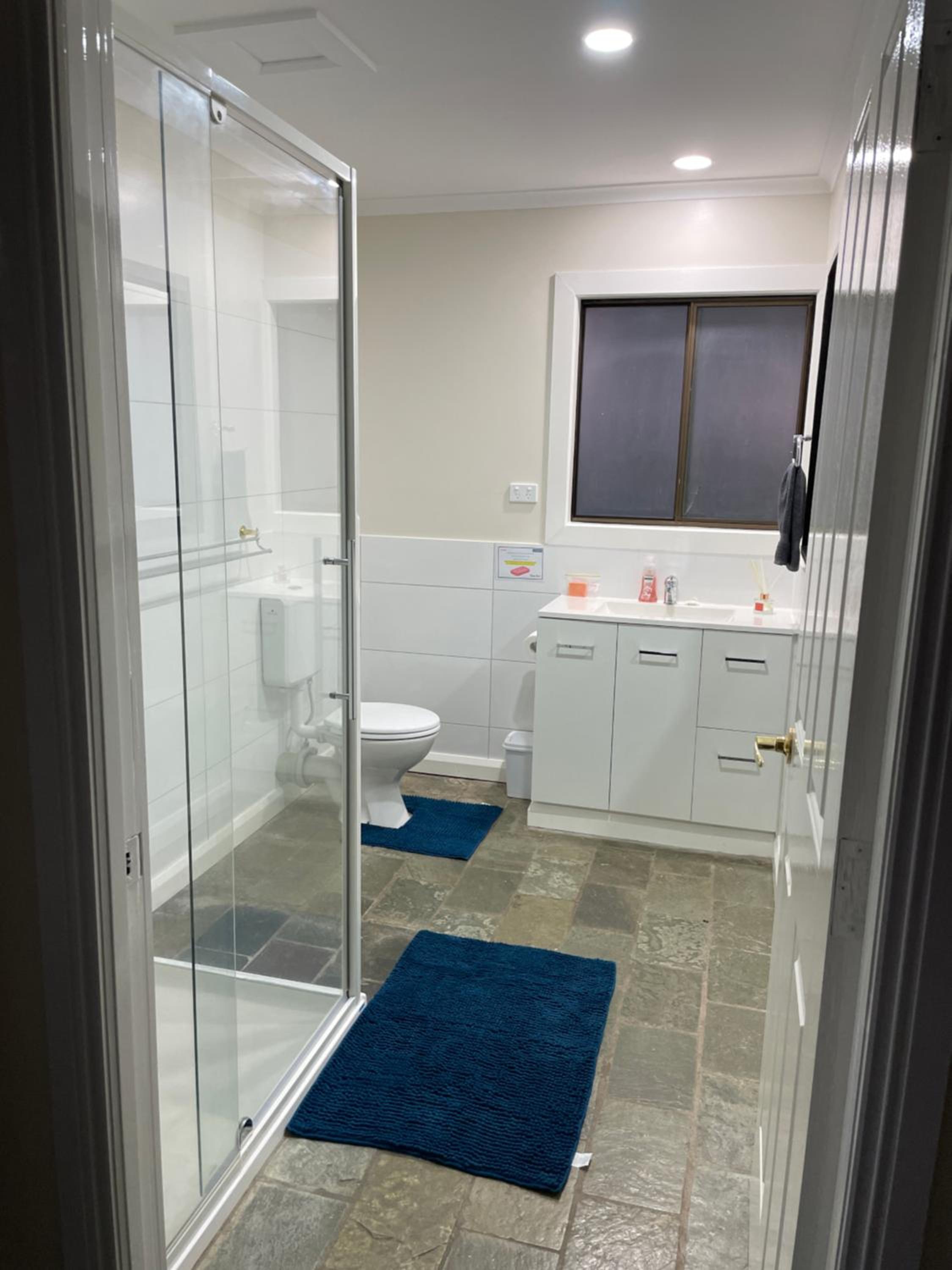 Jerilderie BNB-Pets-2BR House-86