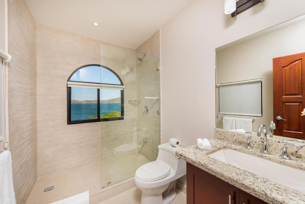 Flamingo Marina Cove 617- Oceanfront 3 Bedroom Condo