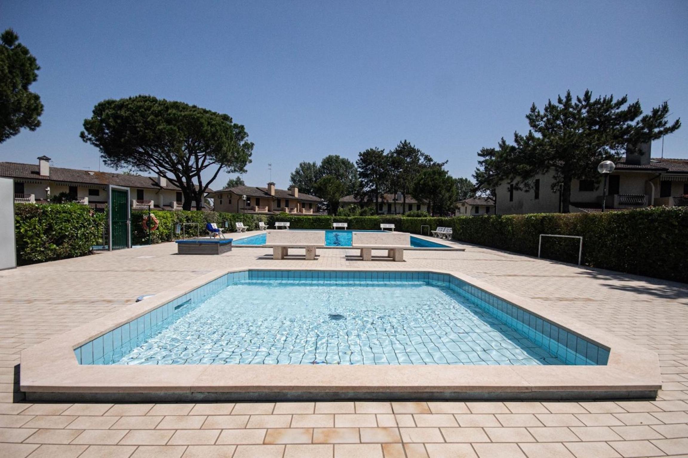 Relax in a villa with private garden