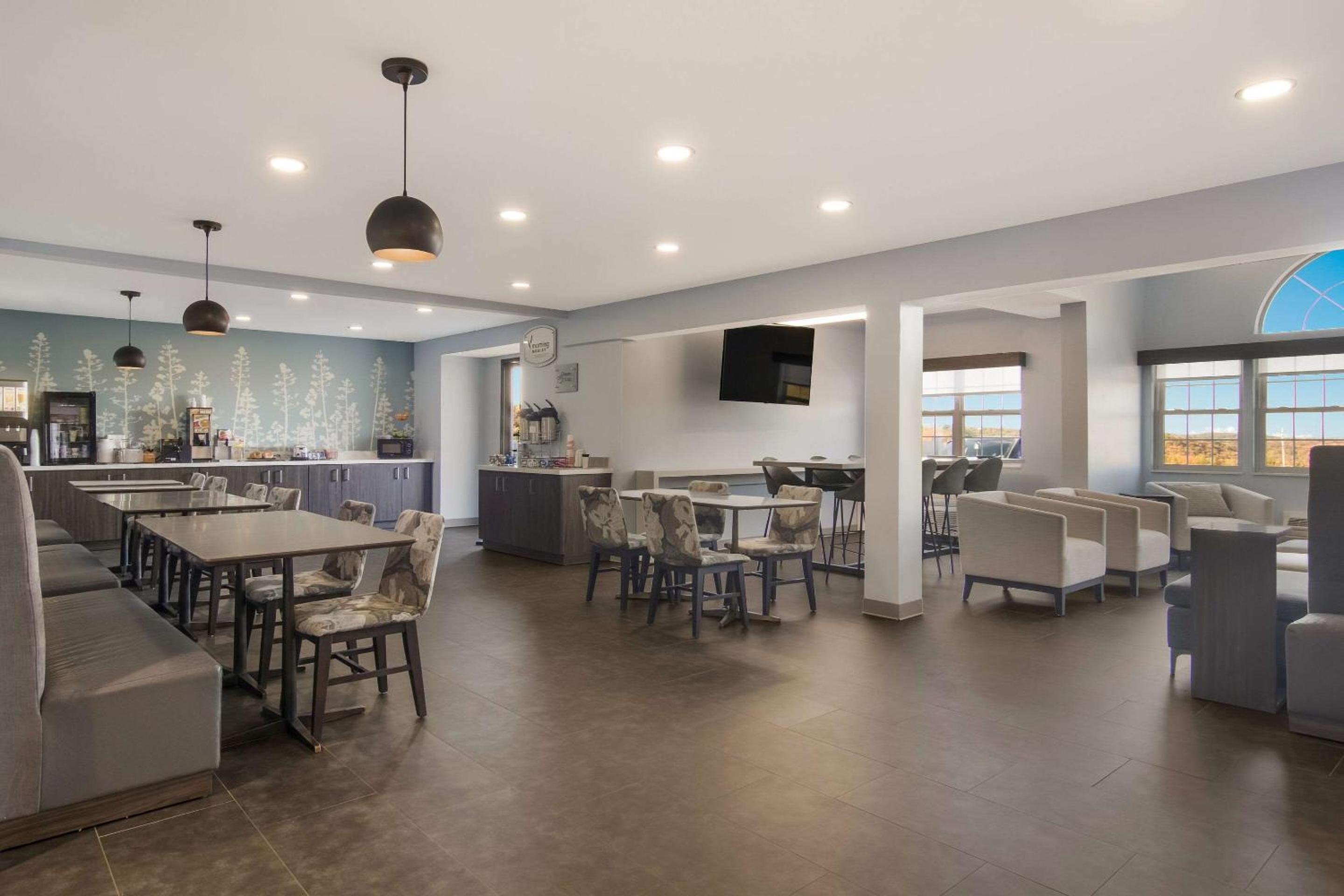 Sleep Inn  Suites Clarion, PA near I-80 - Property Image 7