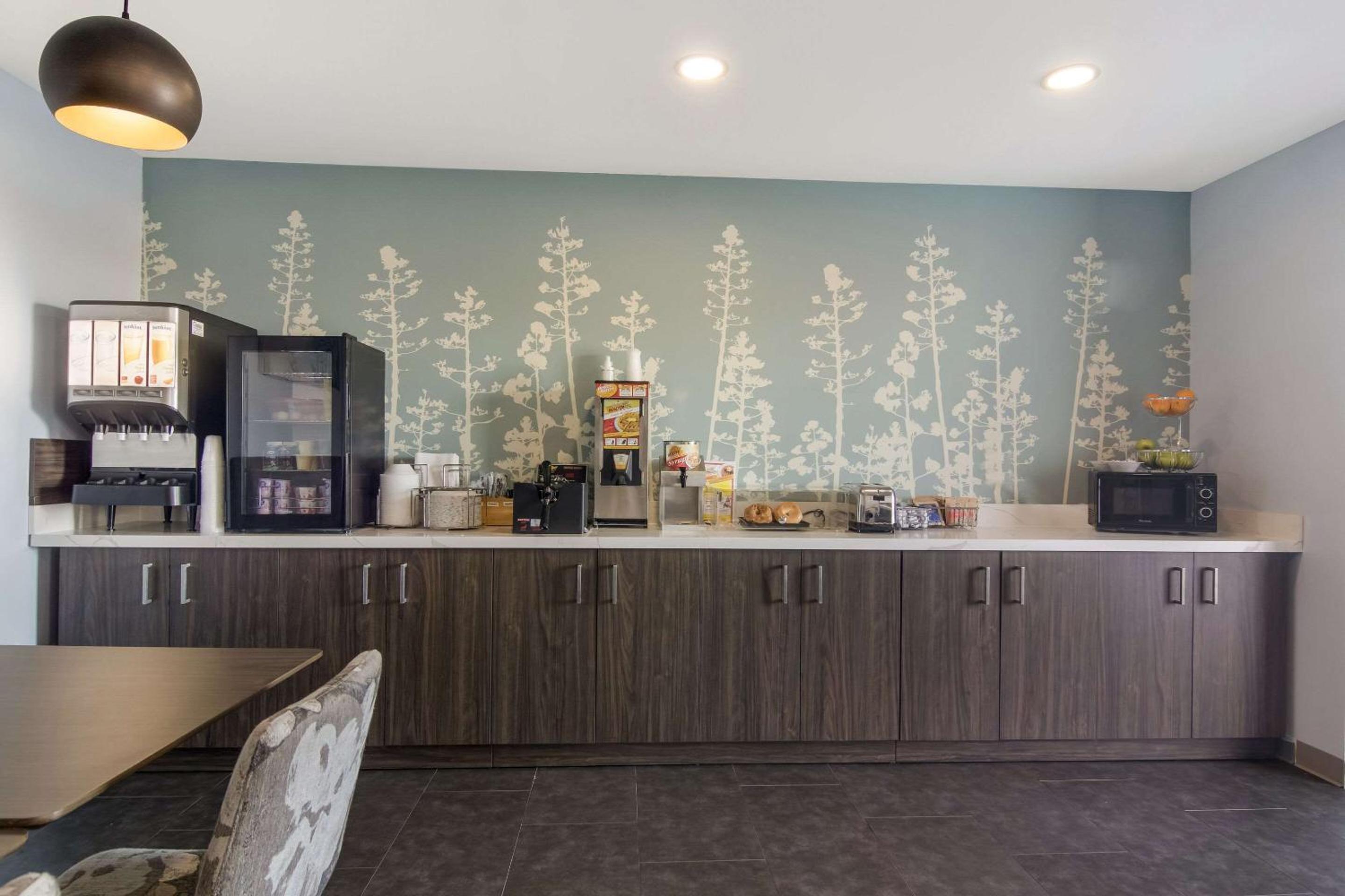 Sleep Inn  Suites Clarion, PA near I-80 - Property Image 1