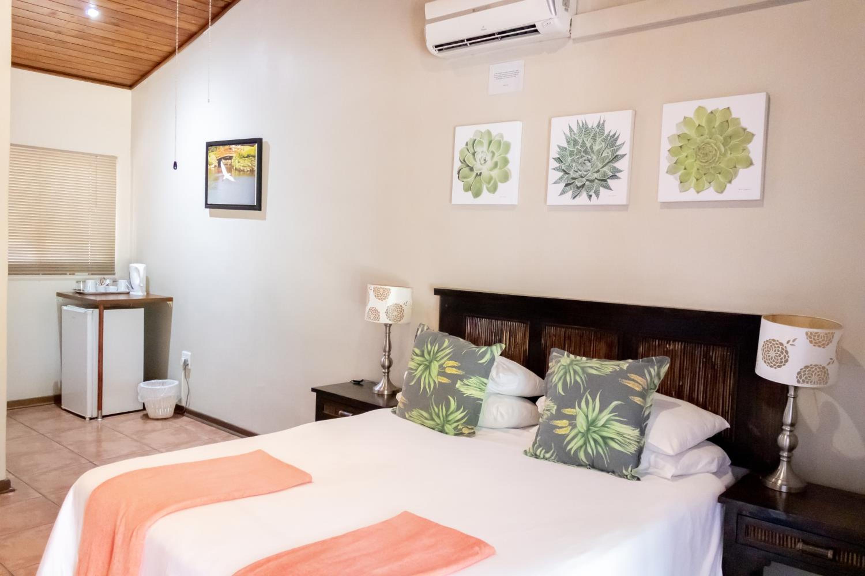 Sunbird Lodge view 5