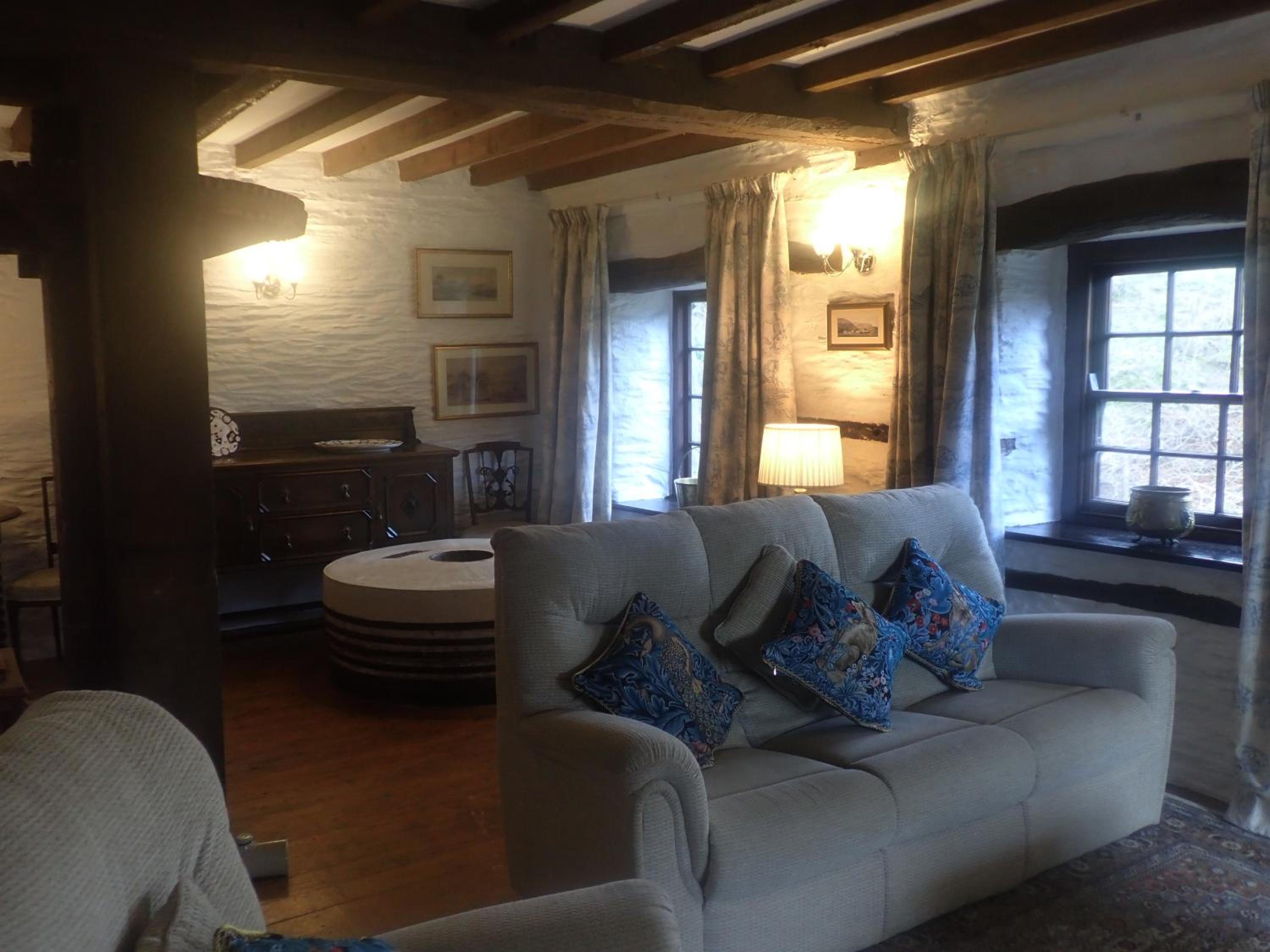 Beautiful 15th Century Watermill - lovely location view 5