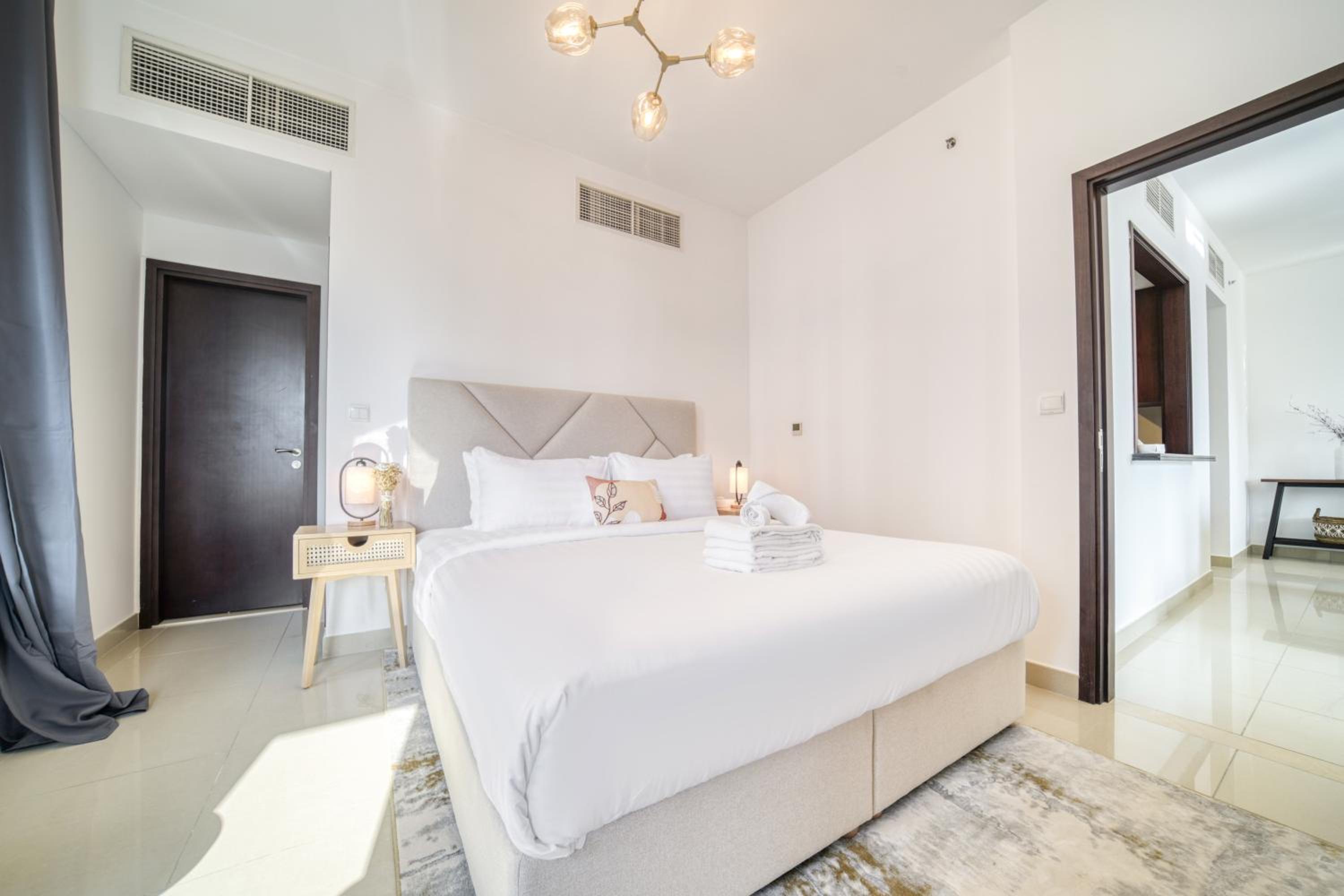 29 Boulevard, Burj Khalifa Downtown Dubai - Mint Stay