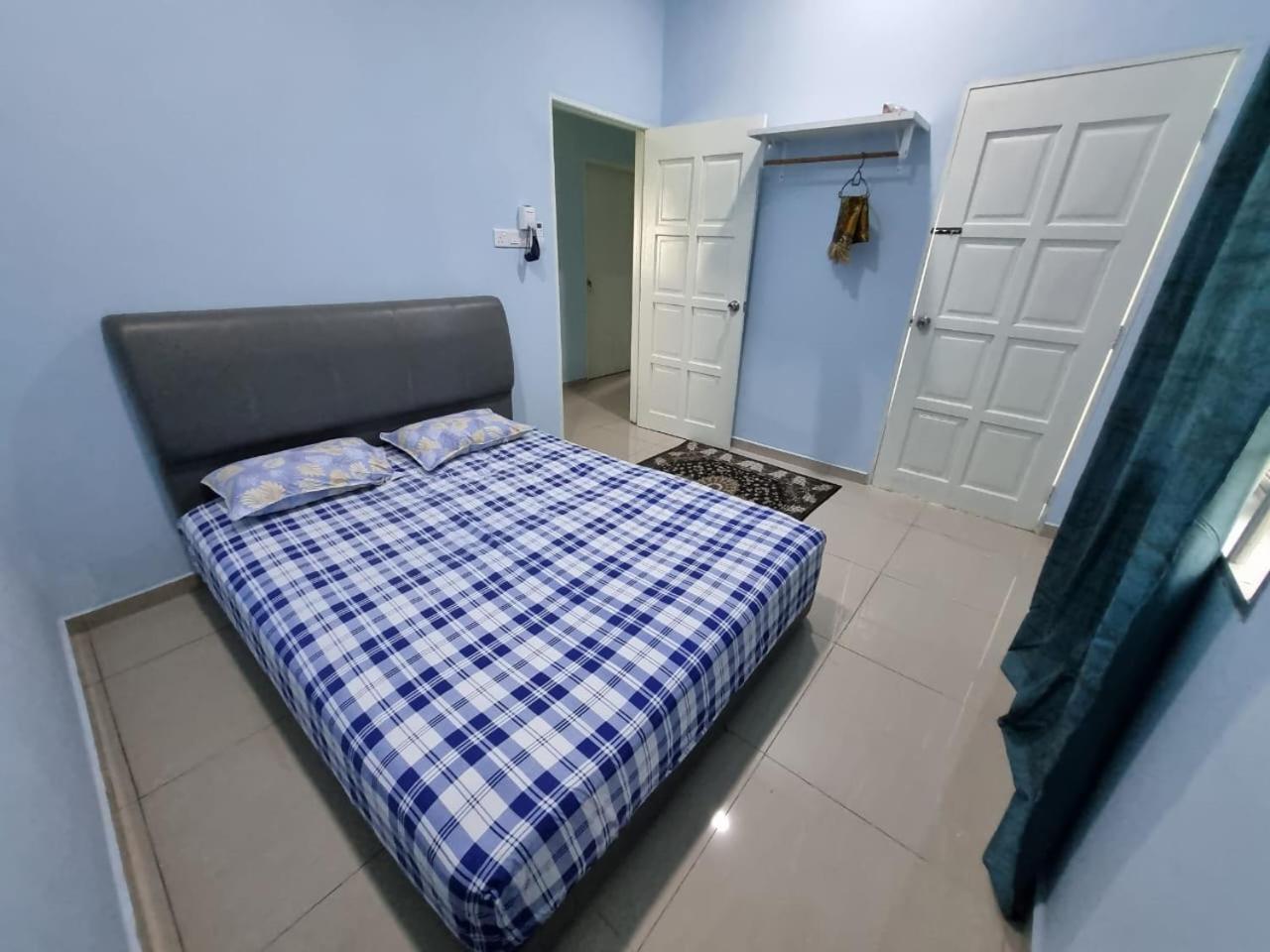 Rafi homestay chenderong balai