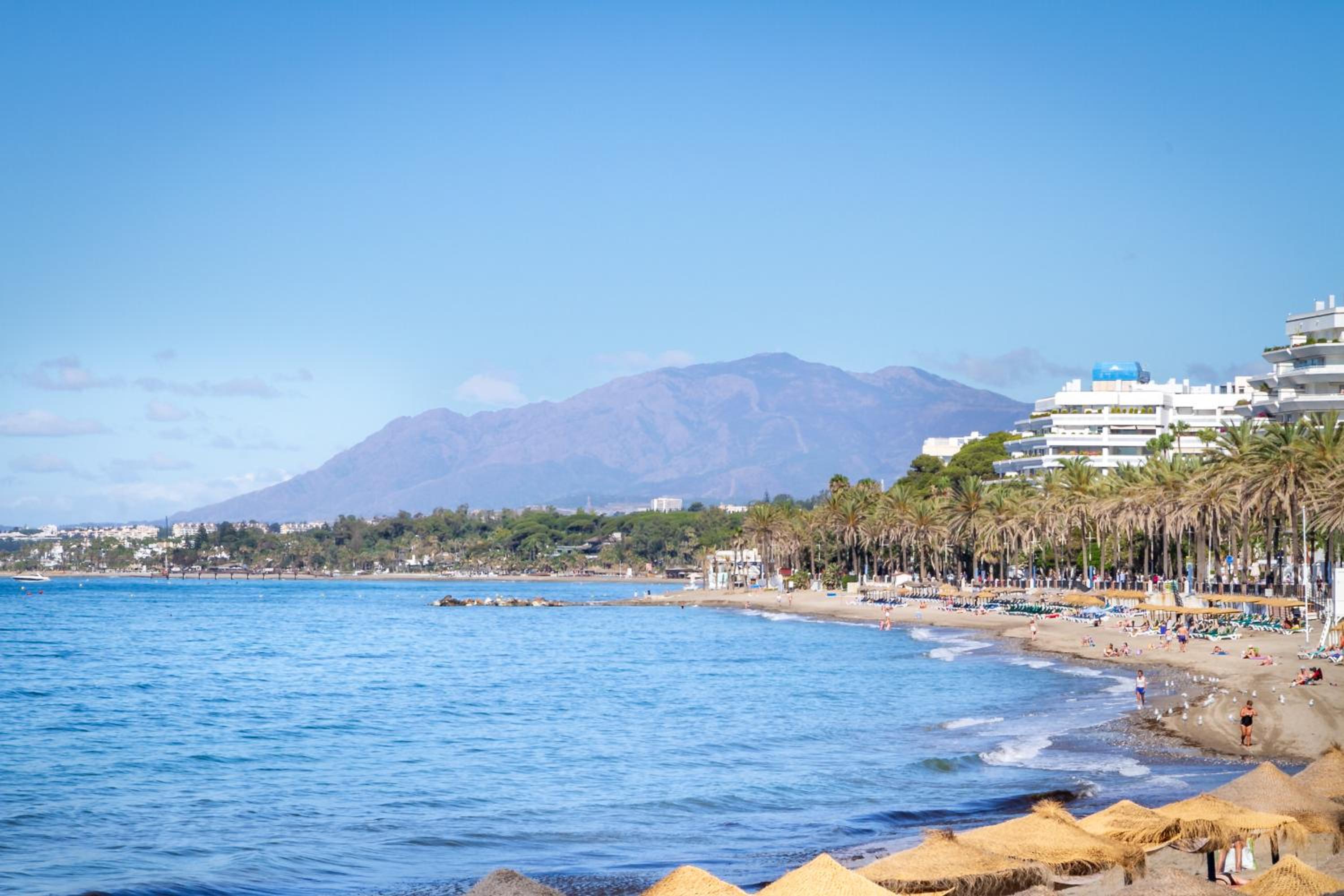 MARBELLA BANUS SUITES - Marbella Centro Edificio Doña Inés Suite Apartment