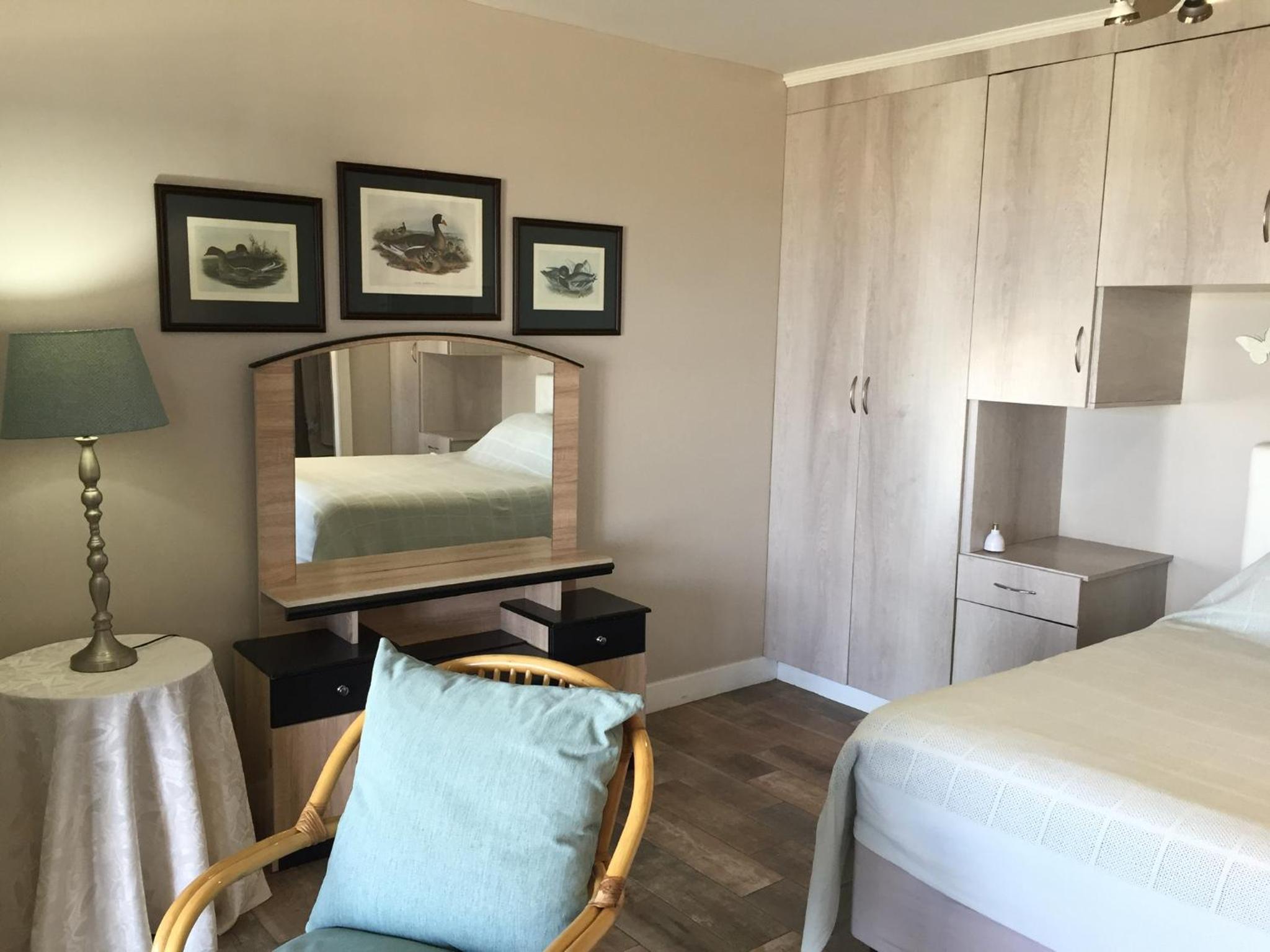 Dolphin View, on central Garden Route view 4