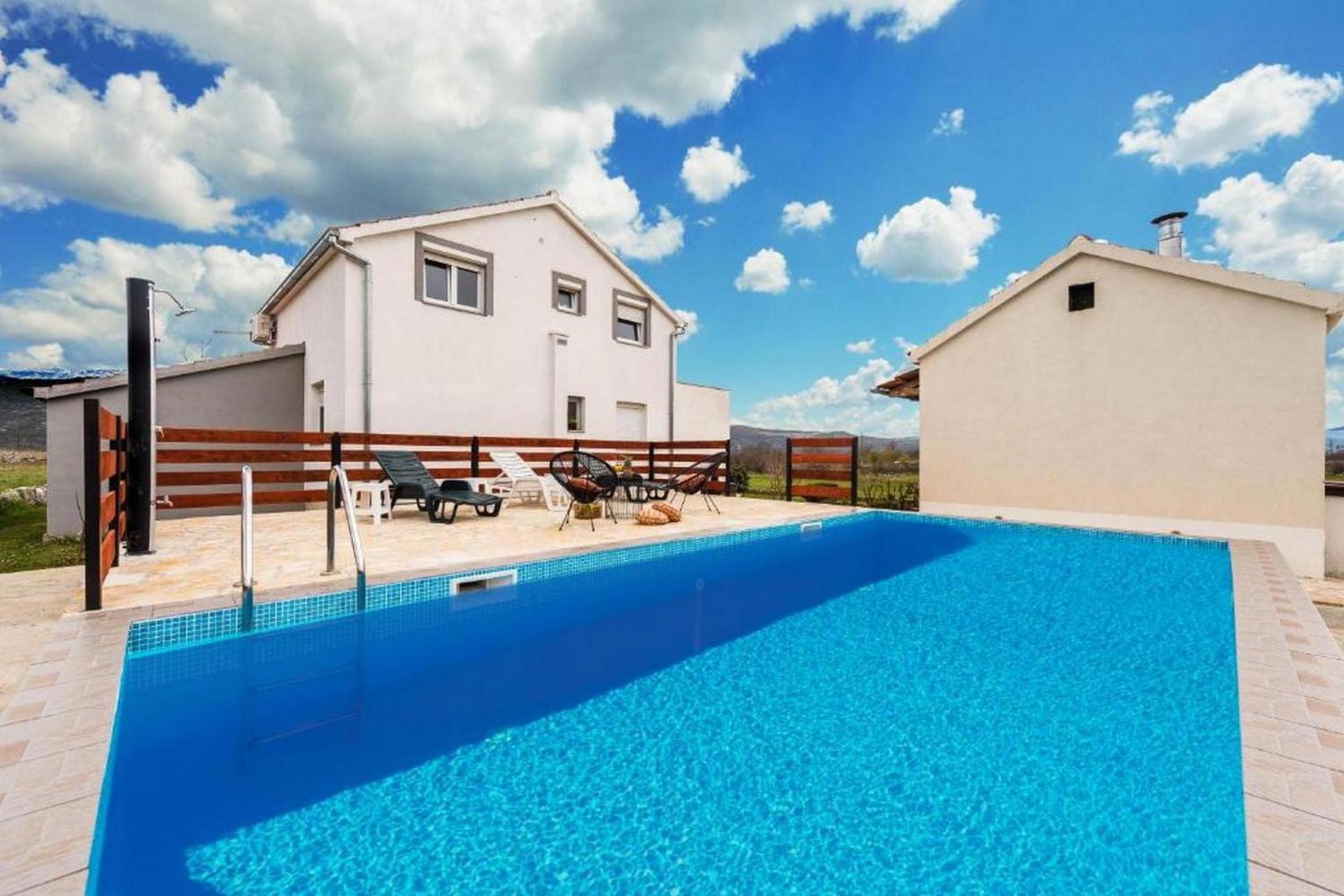 Holiday Home Romeo view 2