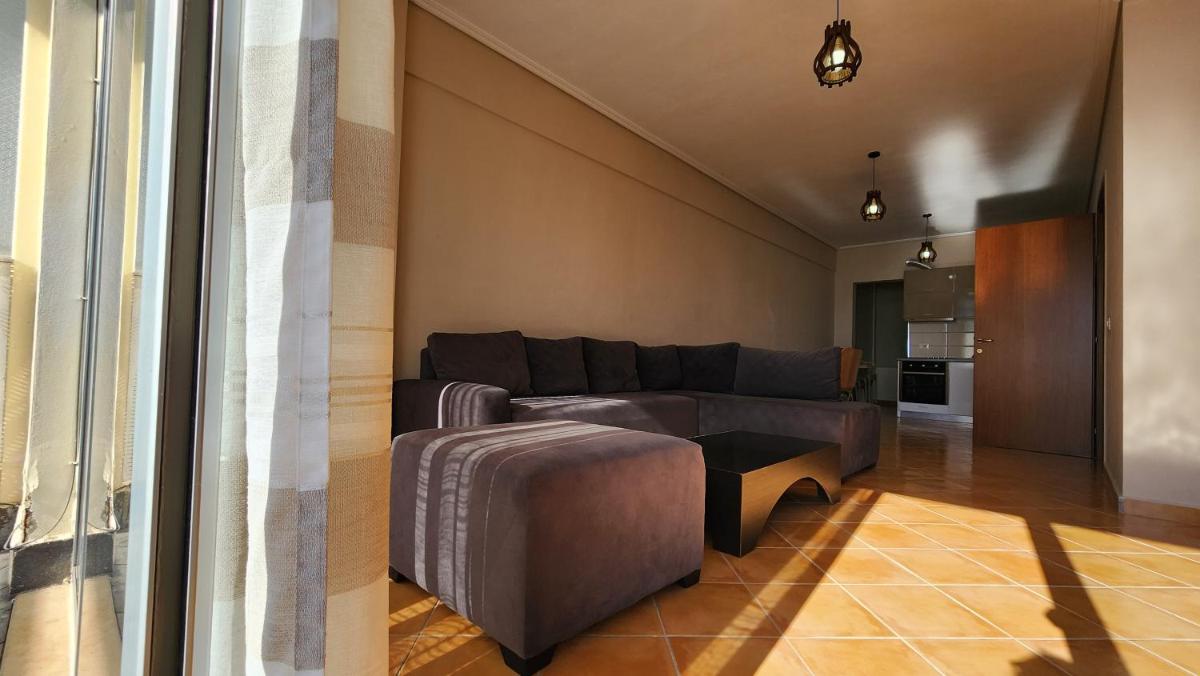 Spacious Sea View Apartment
