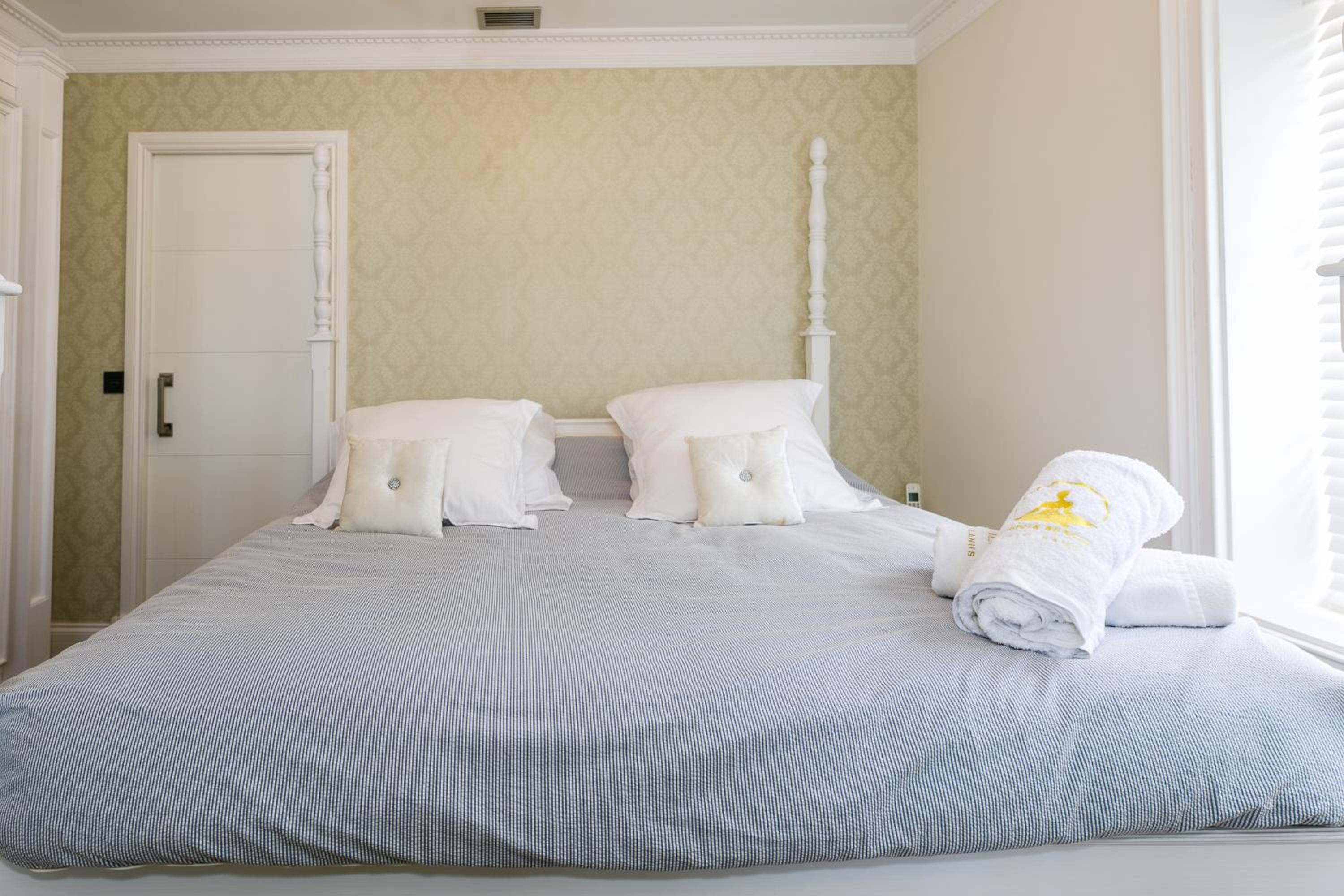 weforyou 2 BEDROOMS PENTHOUSE AT MALAGA CENTER
