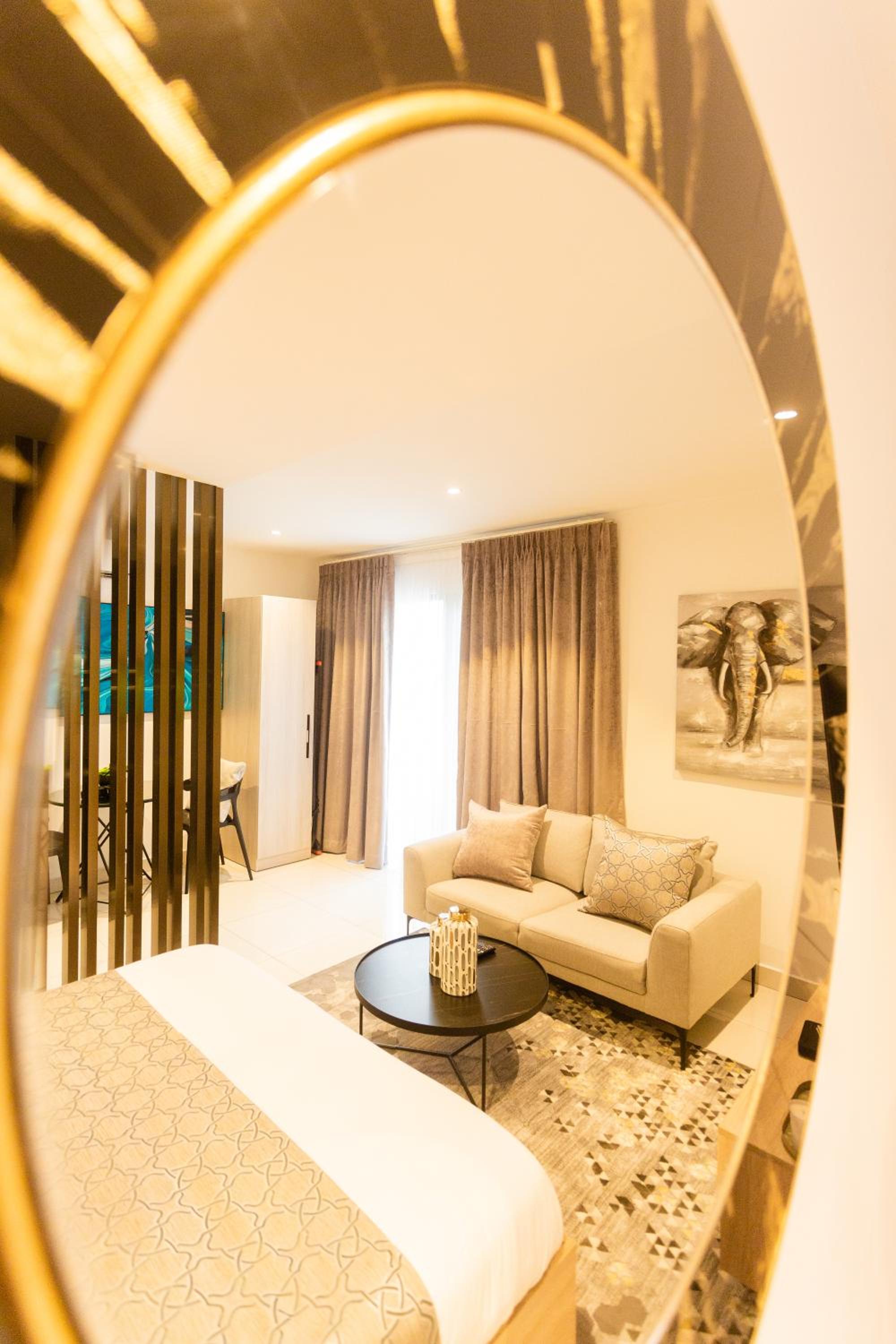Accra Luxury Apartments @ The Lennox
