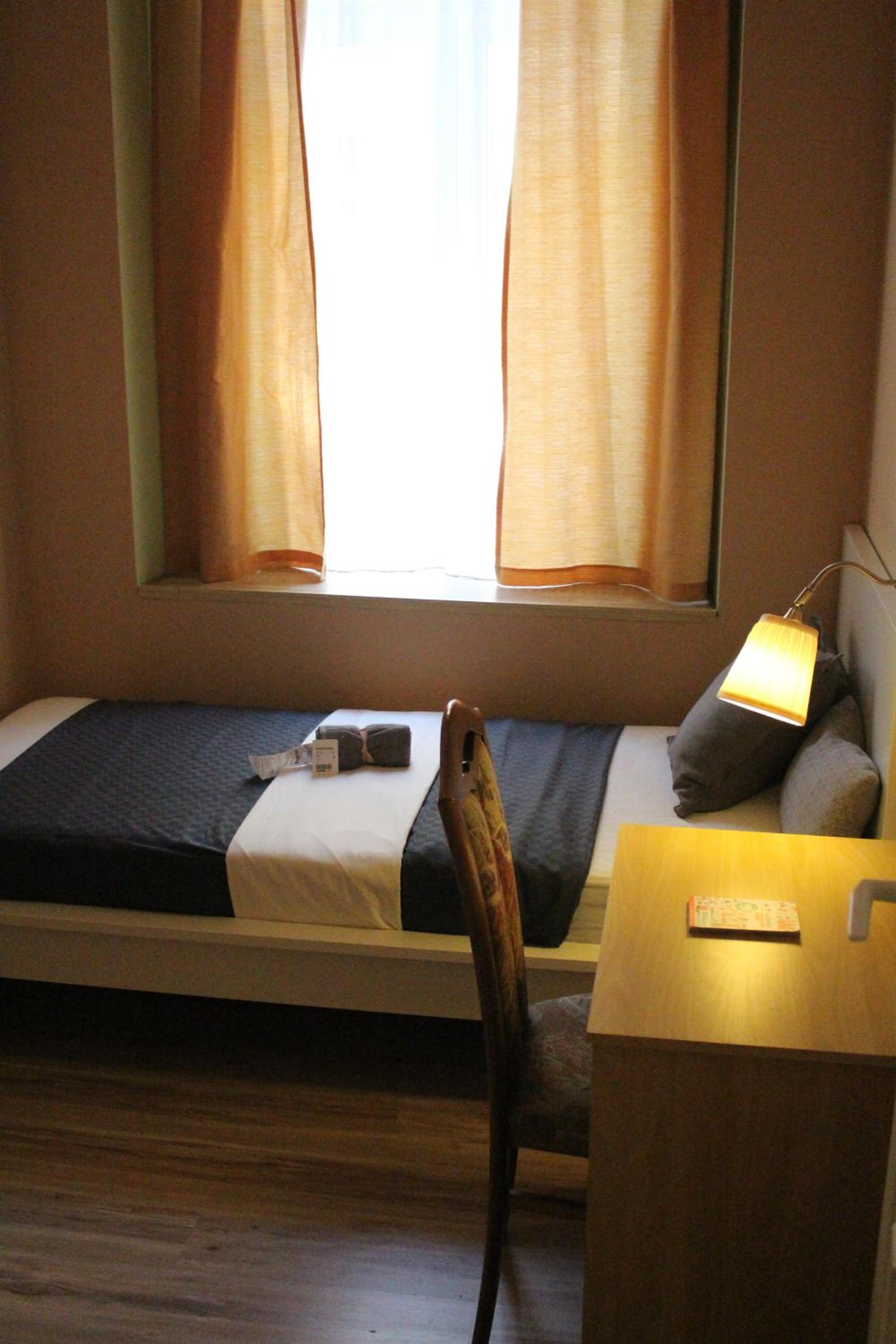 Photo 33