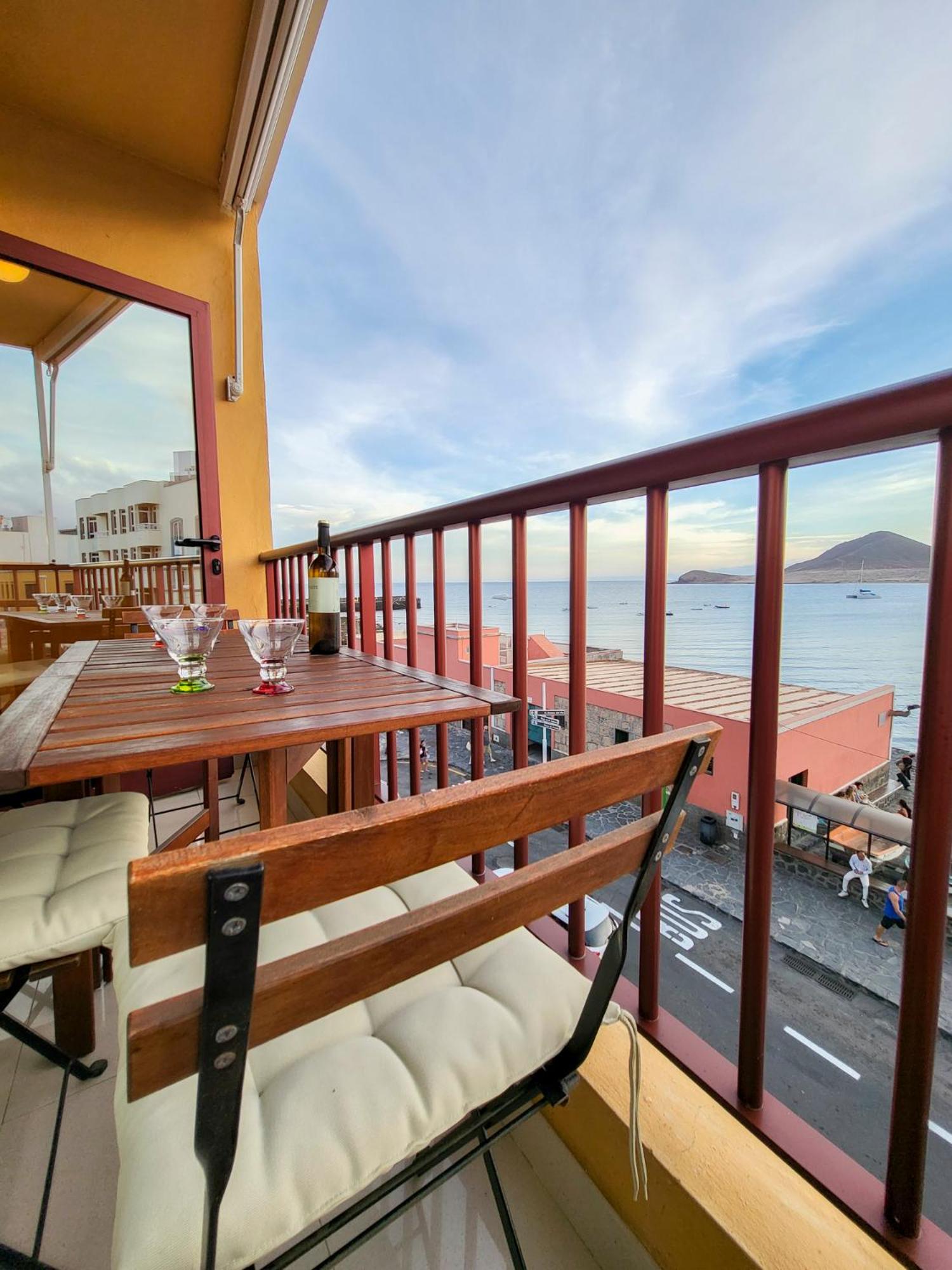 MEDANO4YOU Red Mountain Sea View Holiday Home