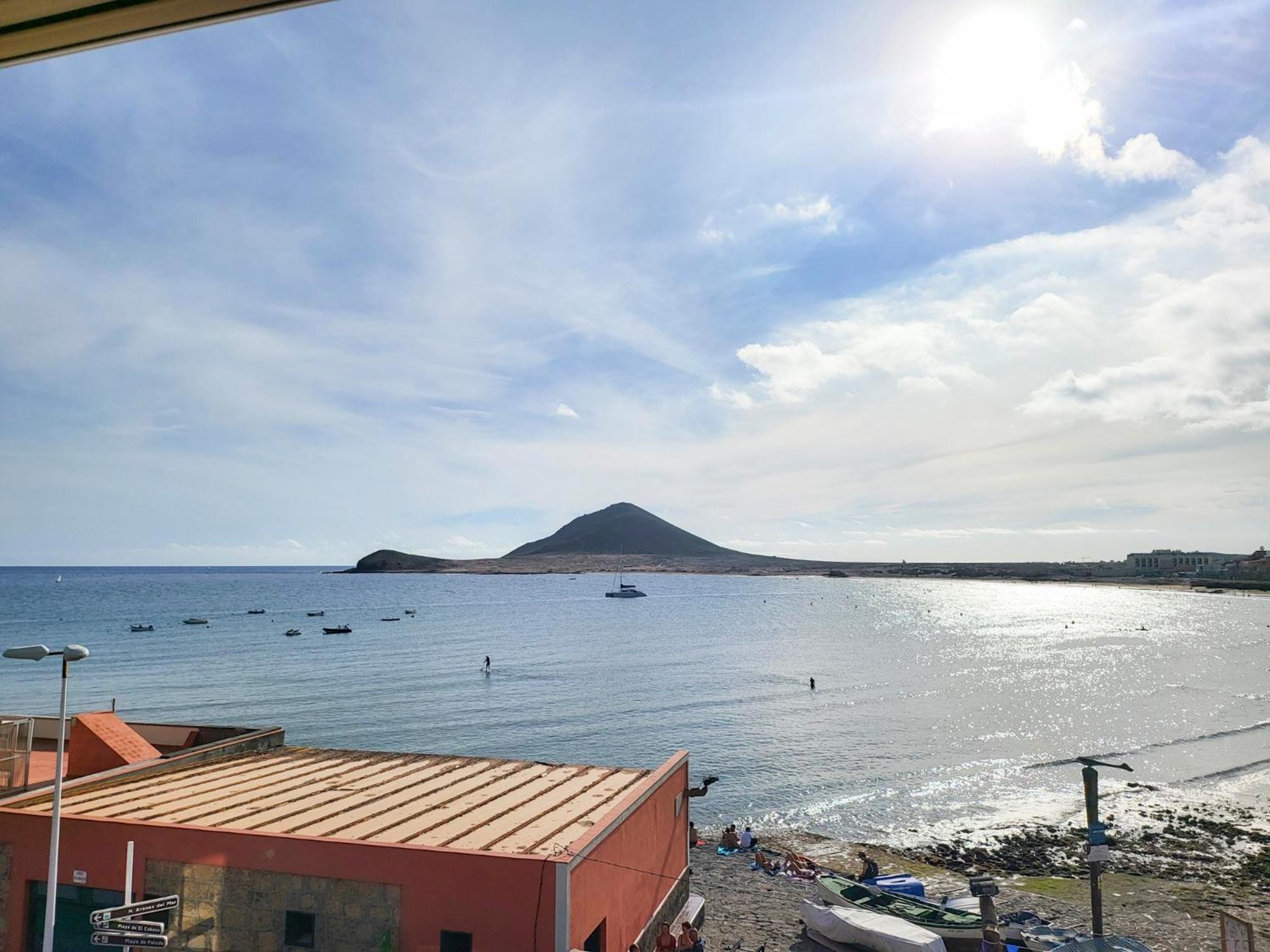 MEDANO4YOU Red Mountain Sea View Holiday Home