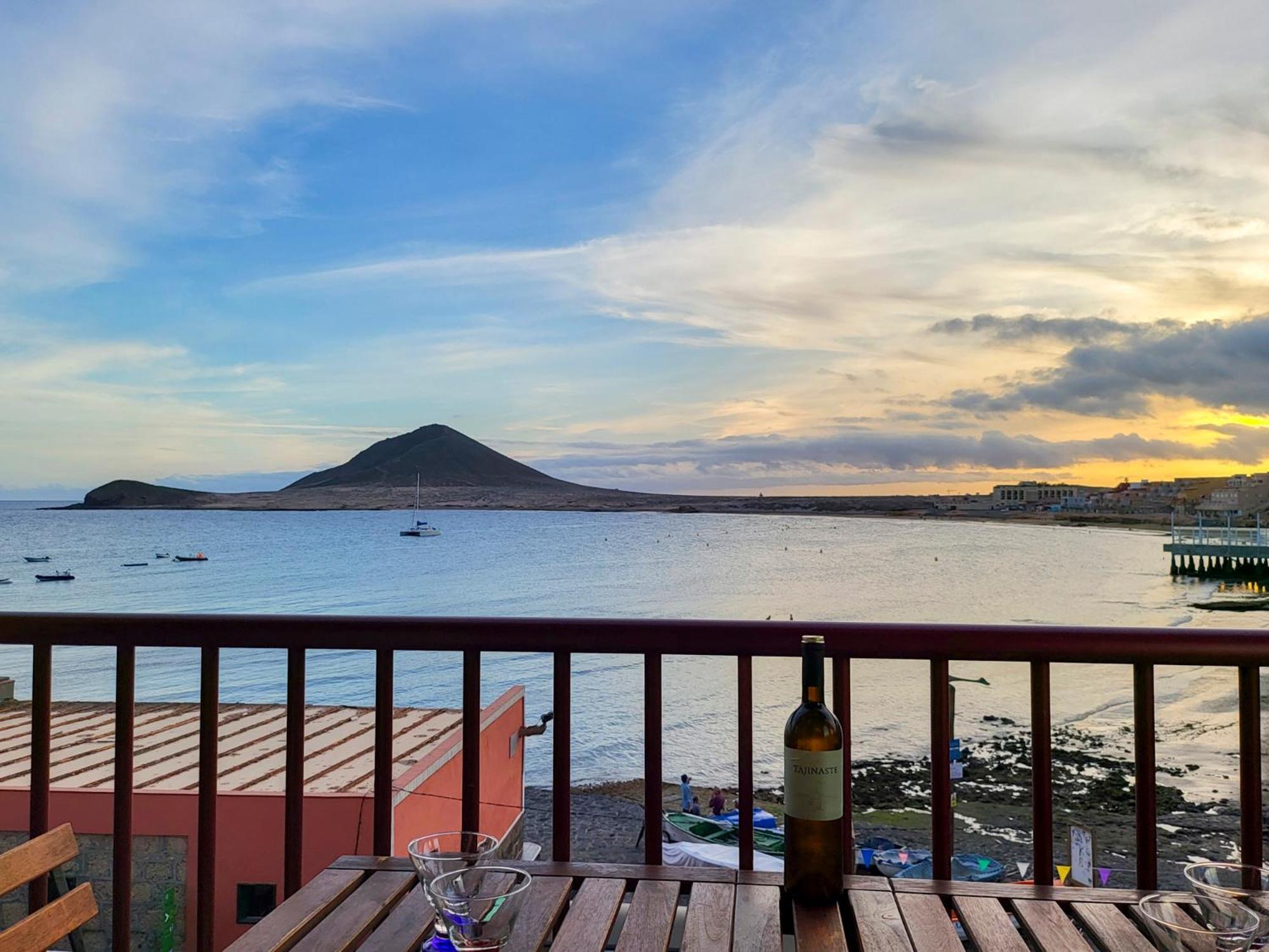 MEDANO4YOU Red Mountain Sea View Holiday Home