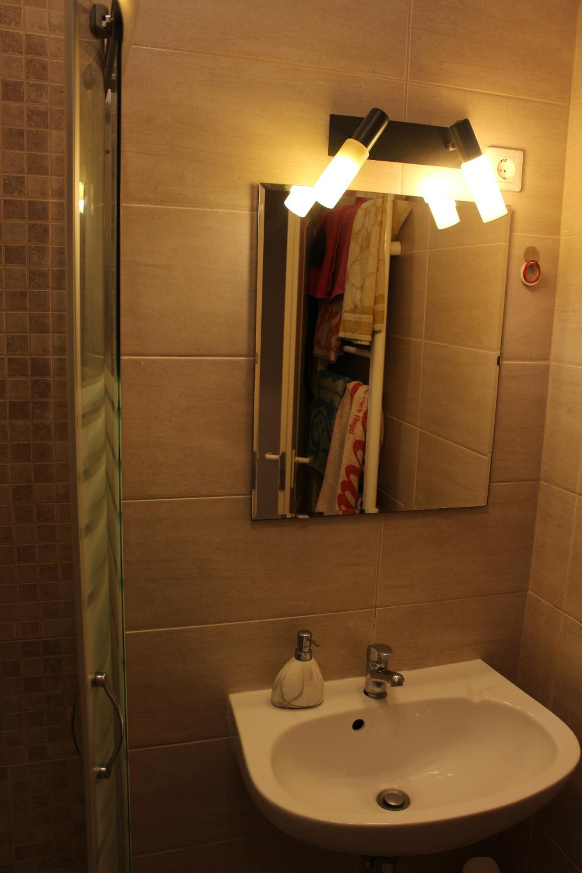 Photo 52