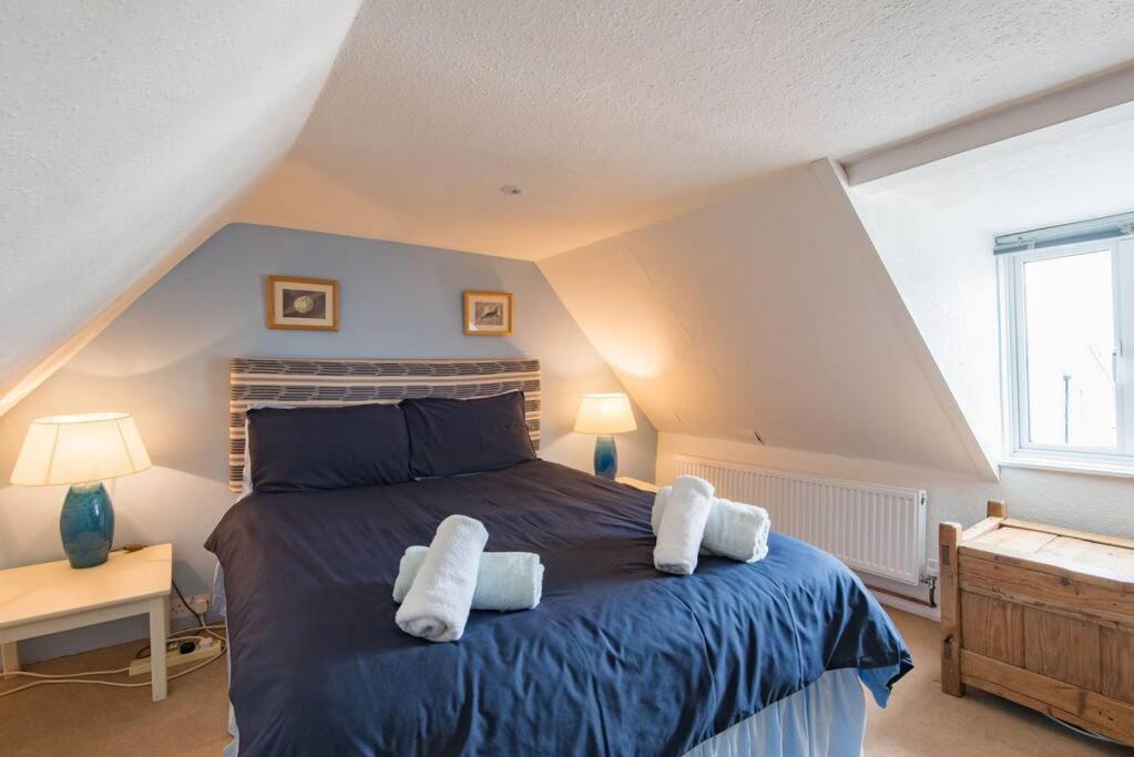 Lighthouse Cottage