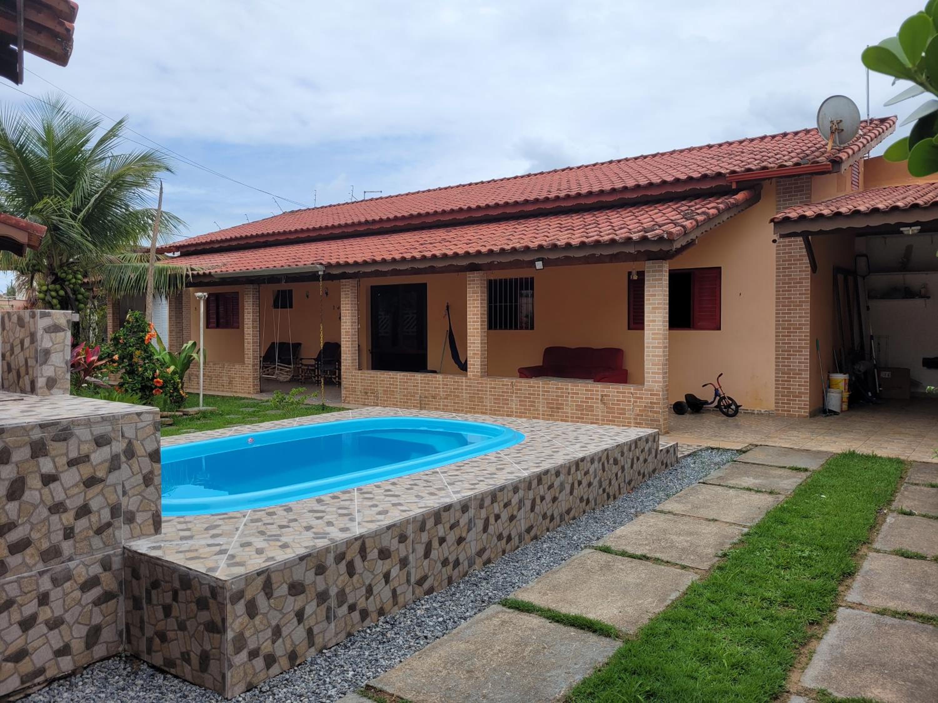 Casa de praia Jequitiba, 50 metros do mar com piscina!!ITANHAÉM!