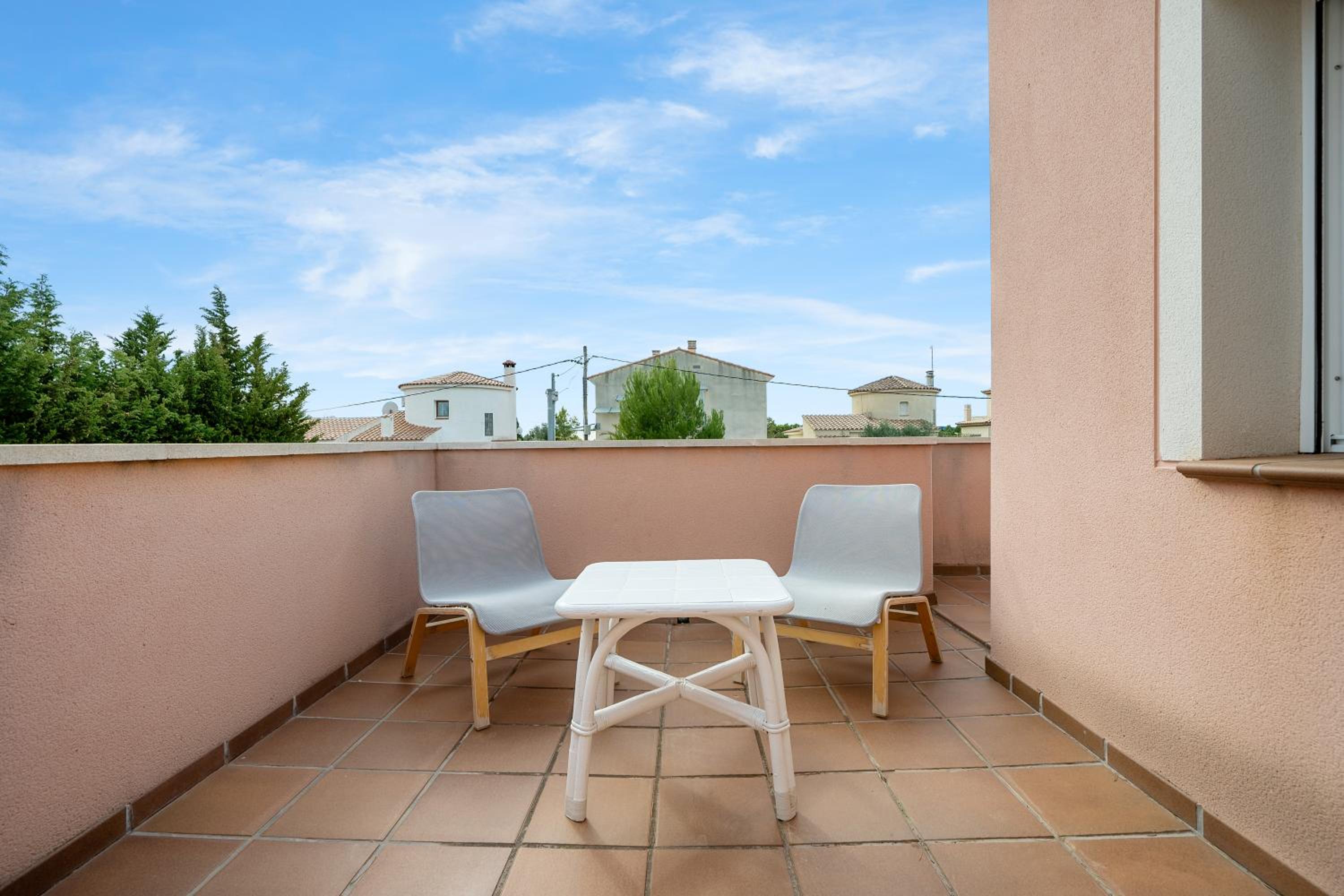 Las Palmeras photo 2