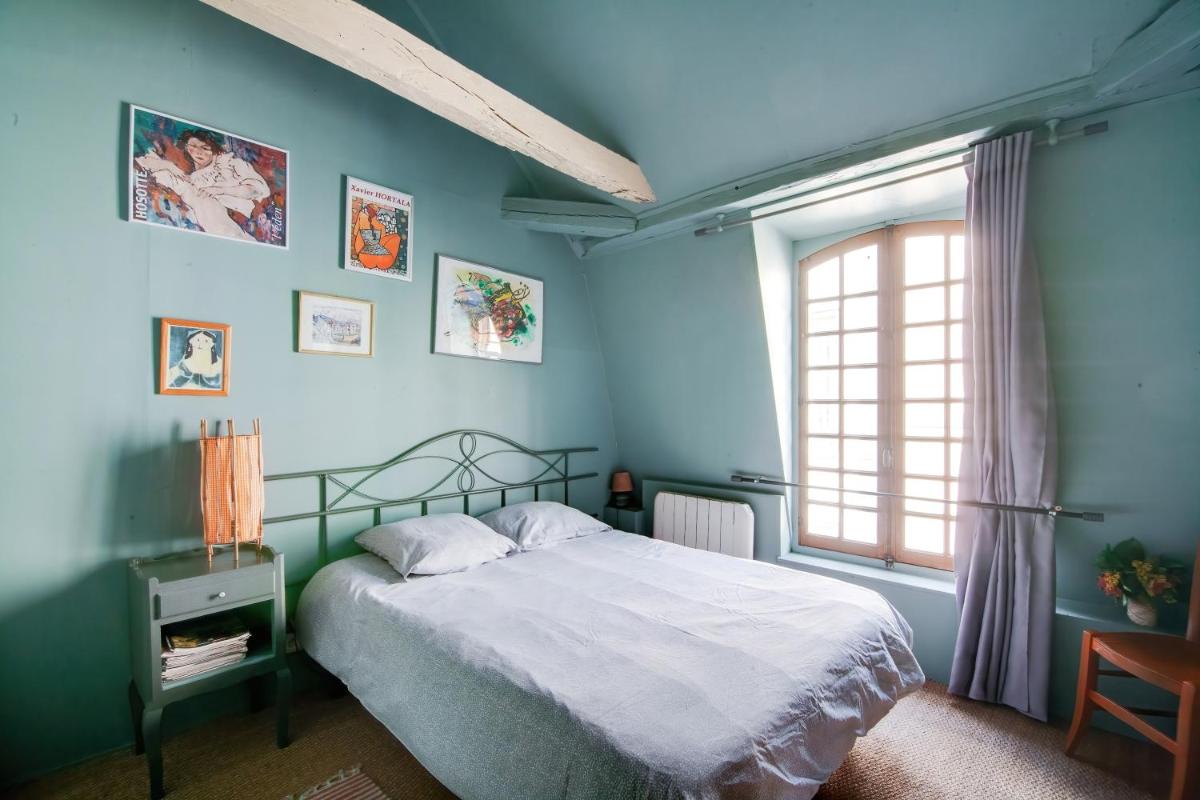 2 bedrooms appartement with enclosed garden and wifi at Troyes view 4