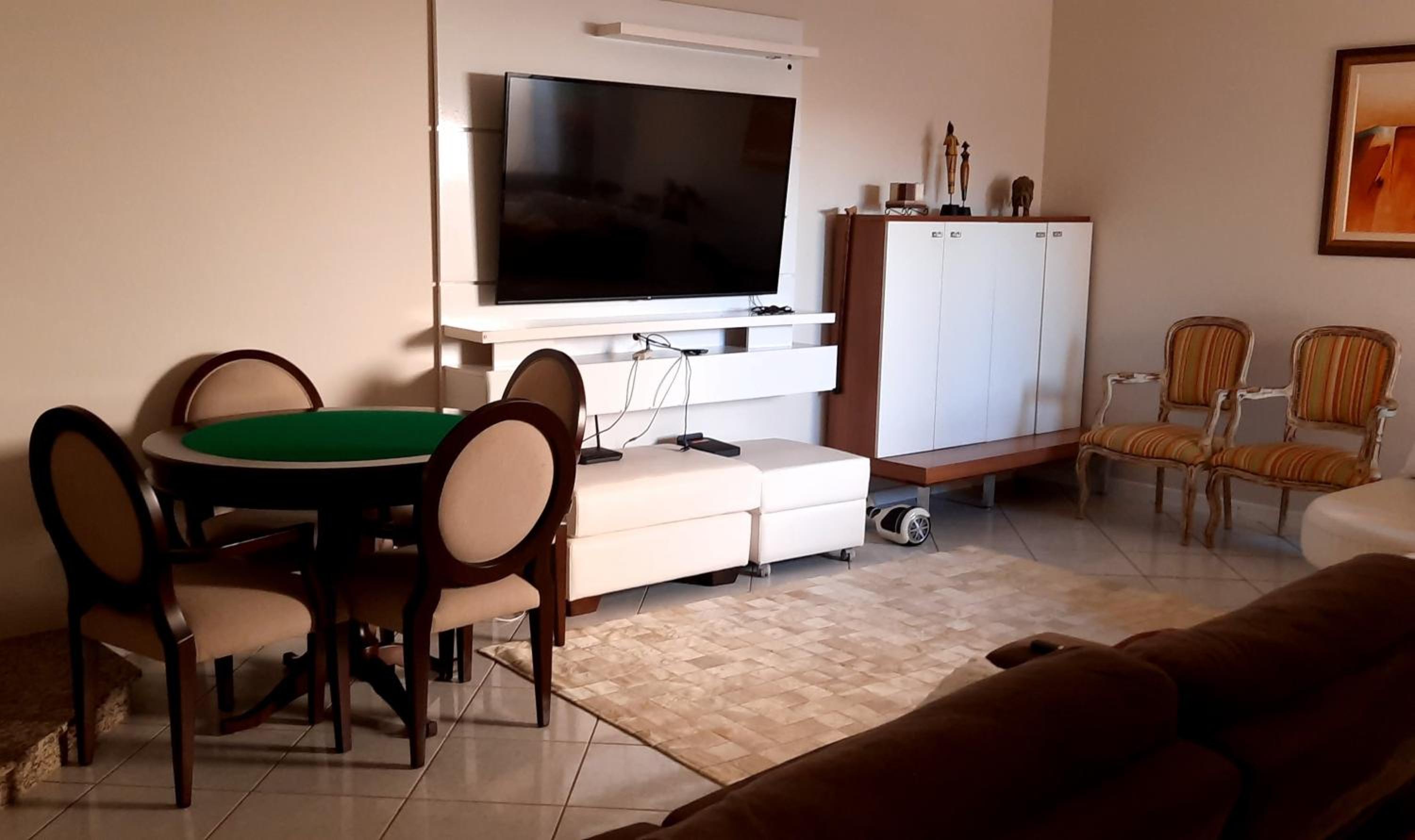 Linda Casa Temporada com Piscina