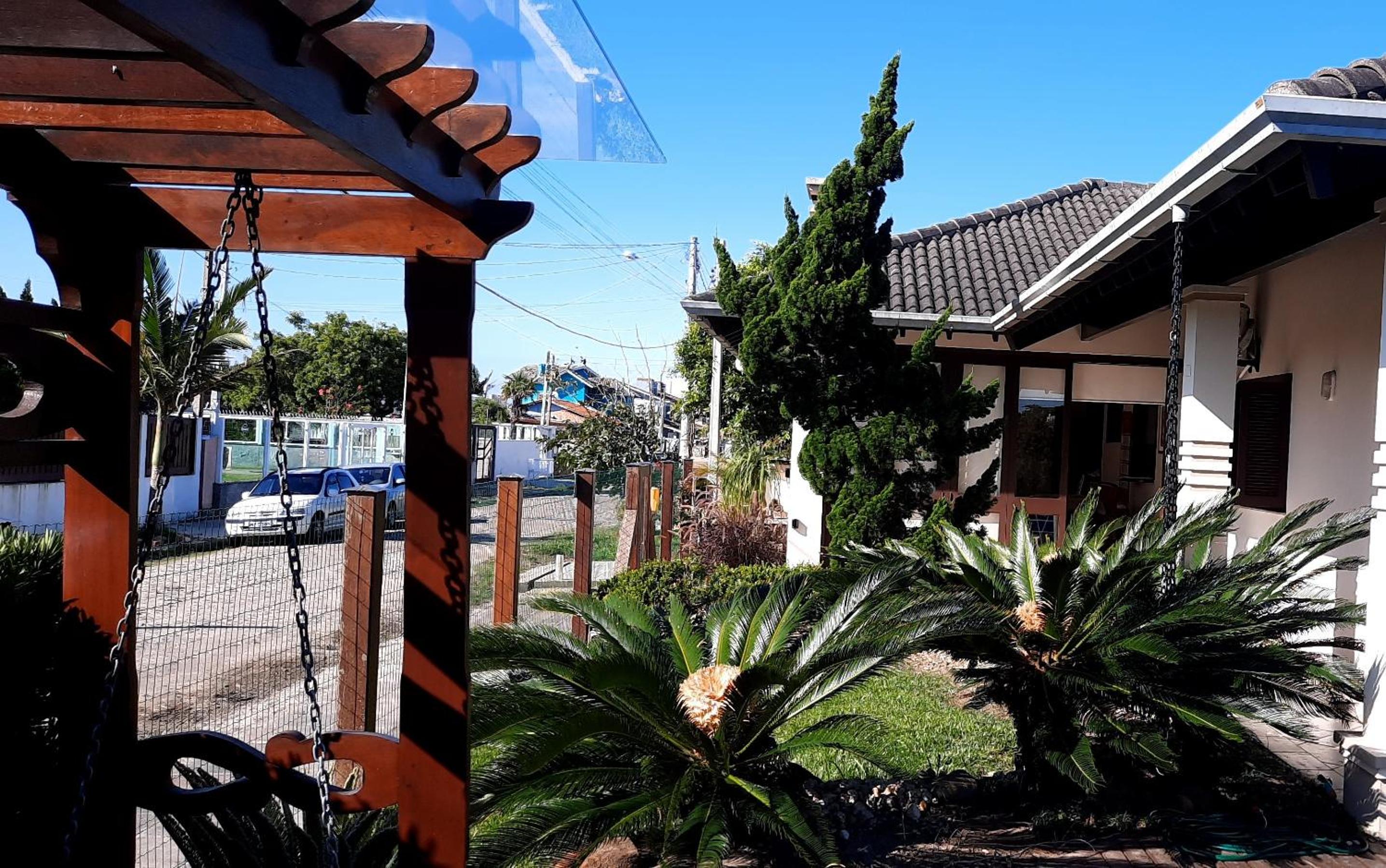 Linda Casa Temporada com Piscina