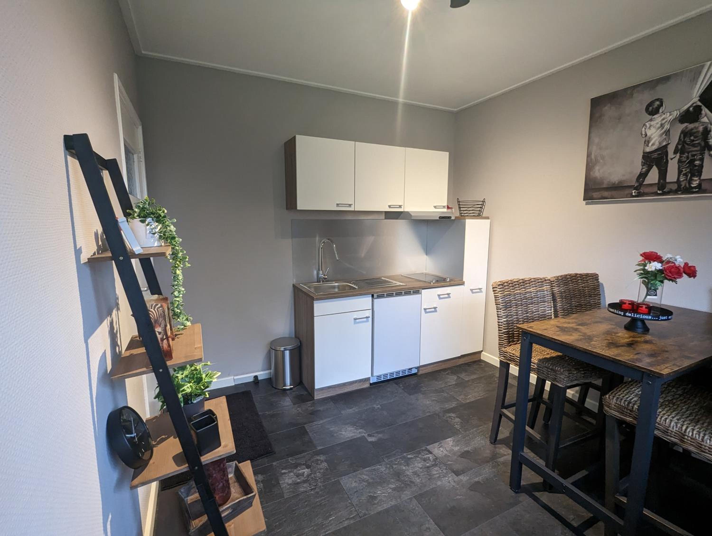 Knus appartement aan bosrand view 5