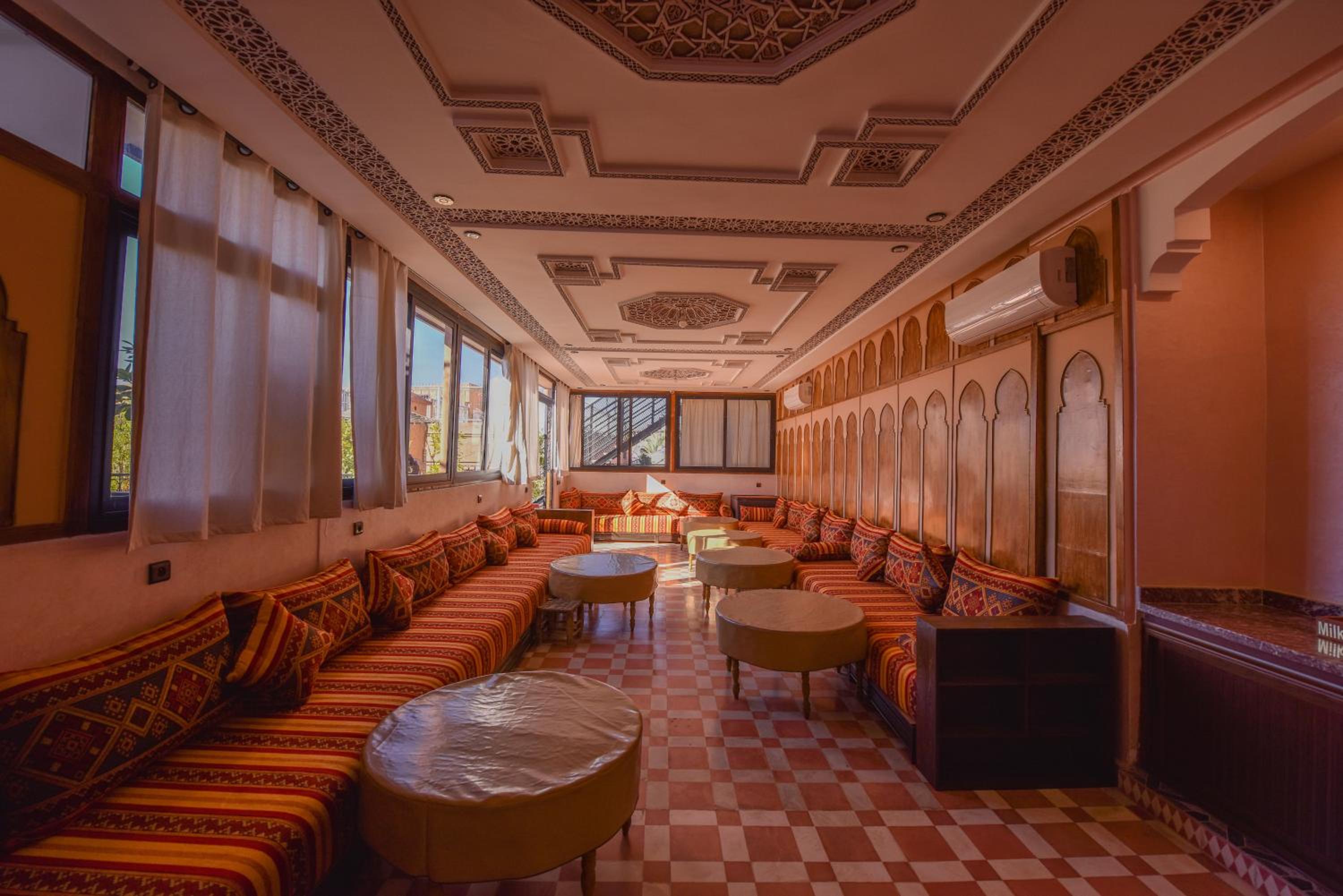lounge