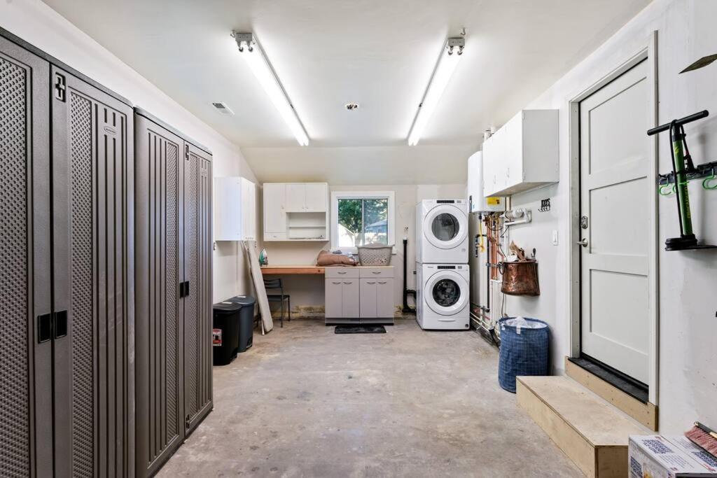 Reno Roost