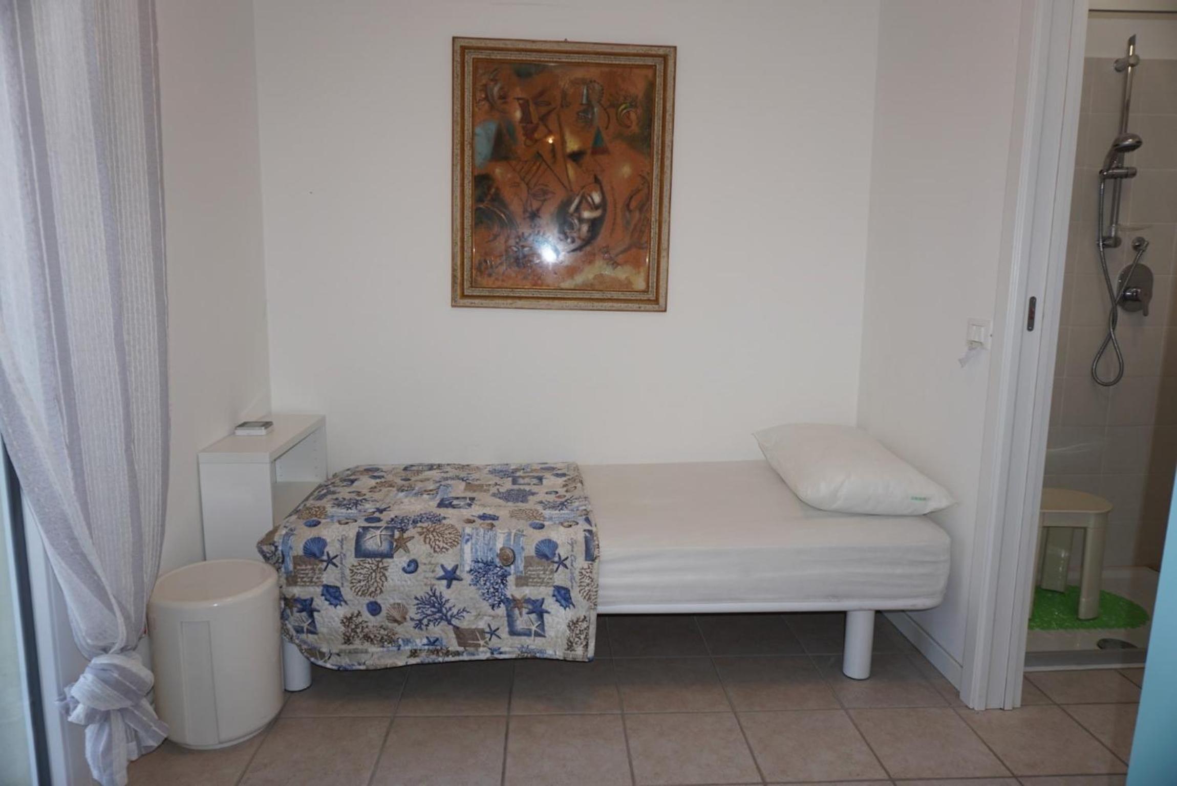 Holiday home with garden and shared pool