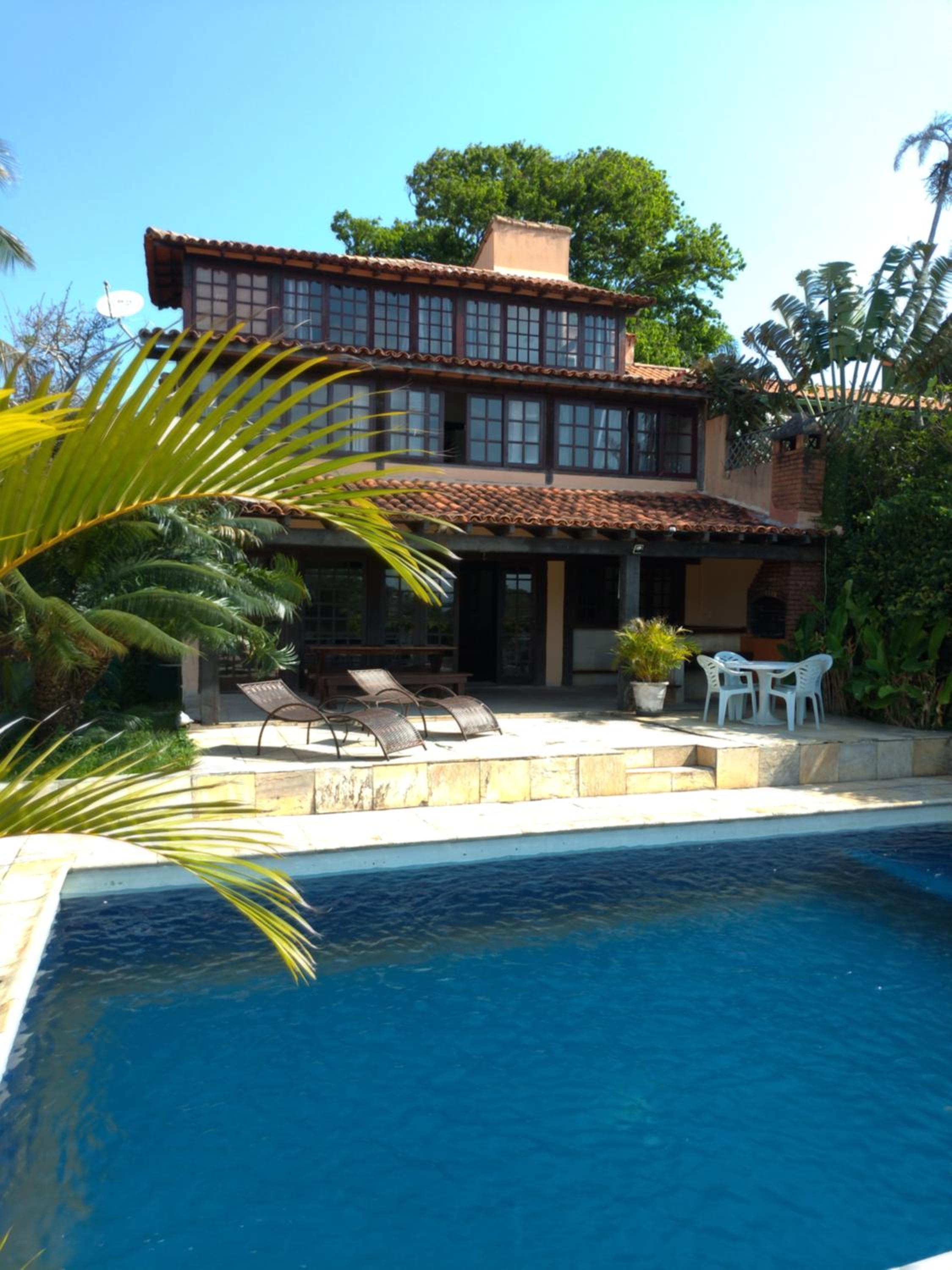 Espetacular Casa em João Fernandes e Vista Mar