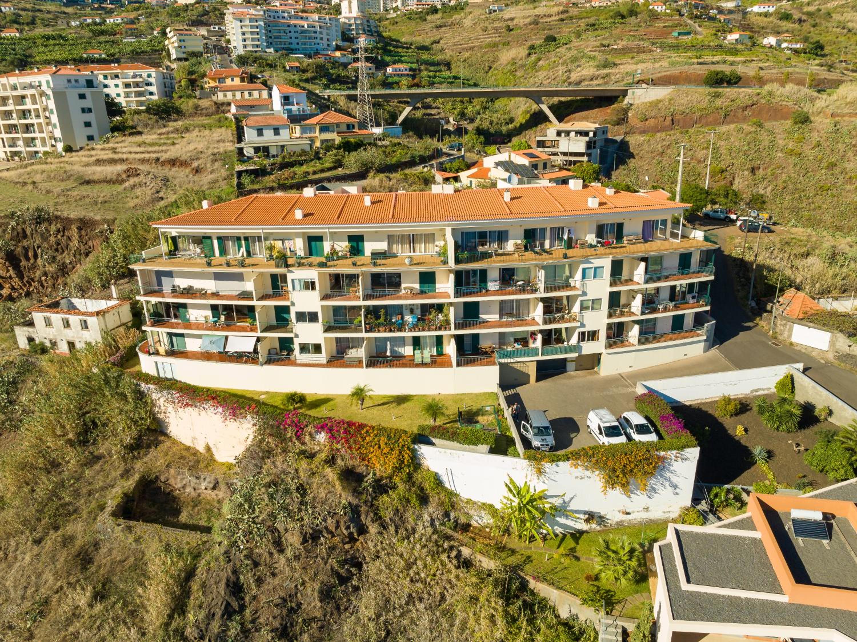 Reis Magos Apartment by HR Madeira view 5