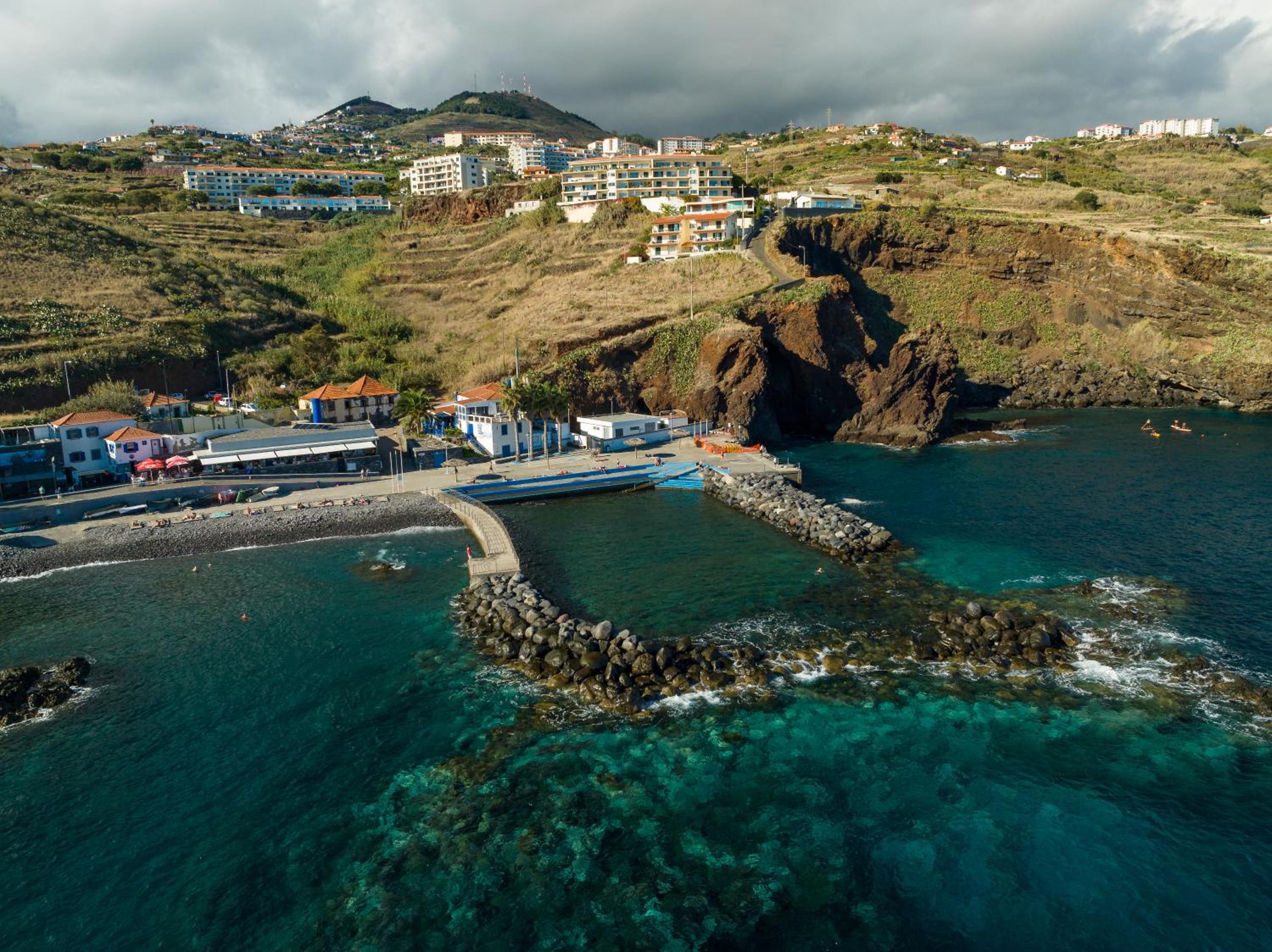 Reis Magos Apartment by HR Madeira view 3