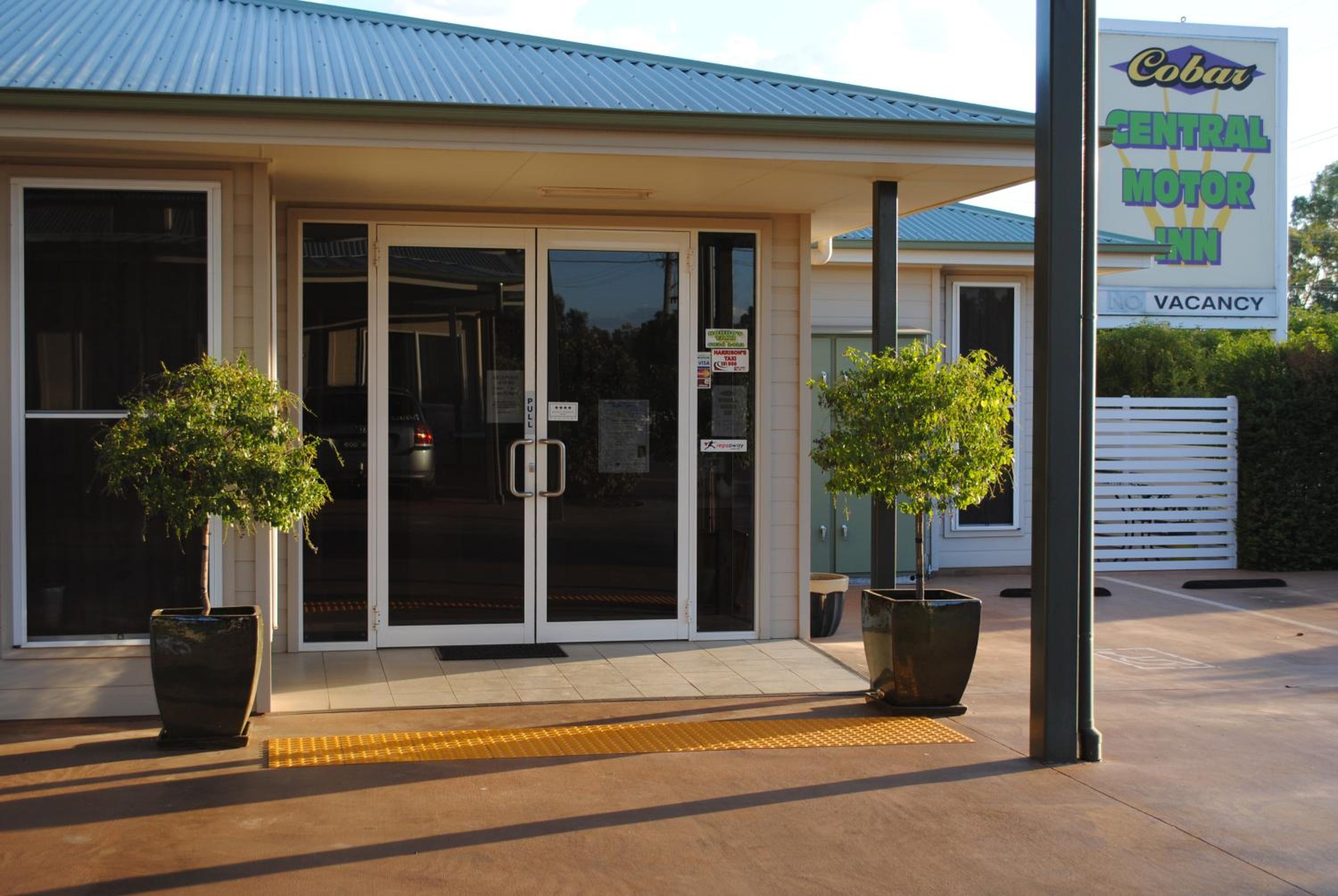 Cobar Central Motor Inn