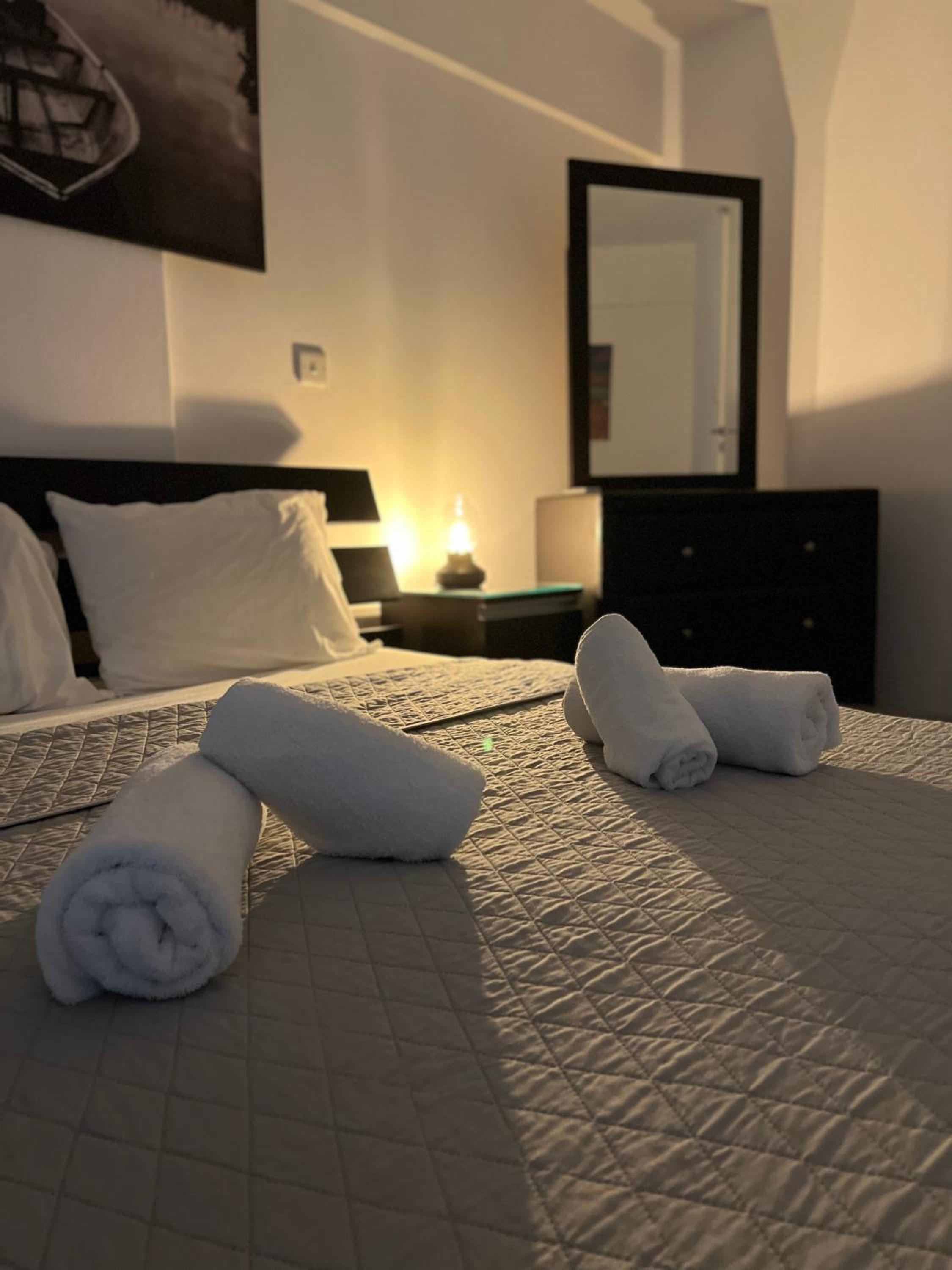 Napa Centrale Suites