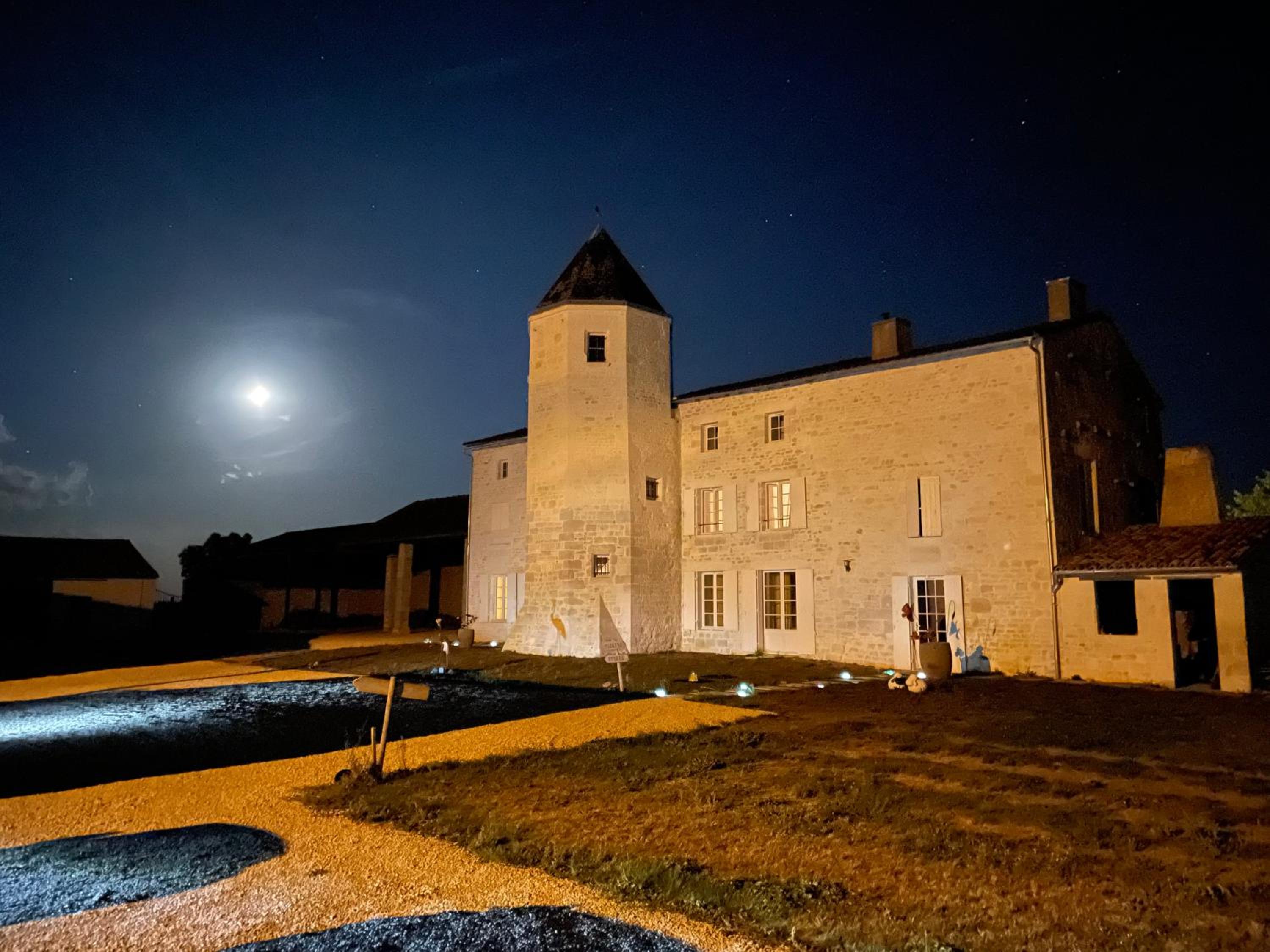 Logis de Pierre Levée view 3