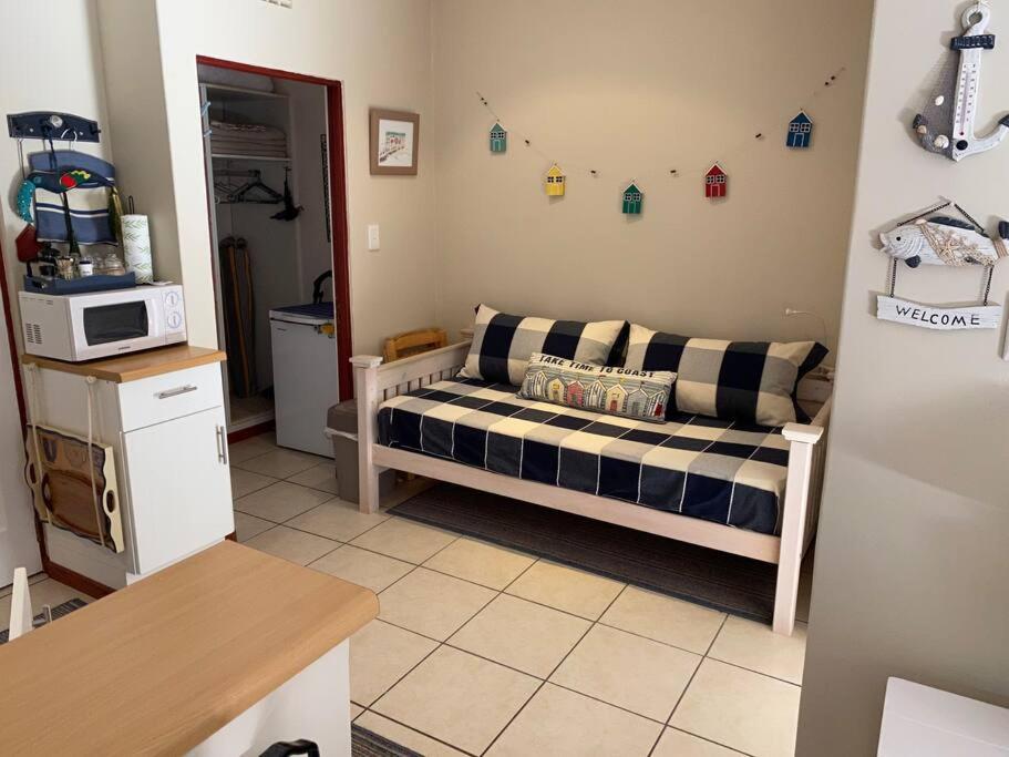 Brenton-on-Sea - Montrose Studio Apartment view 5